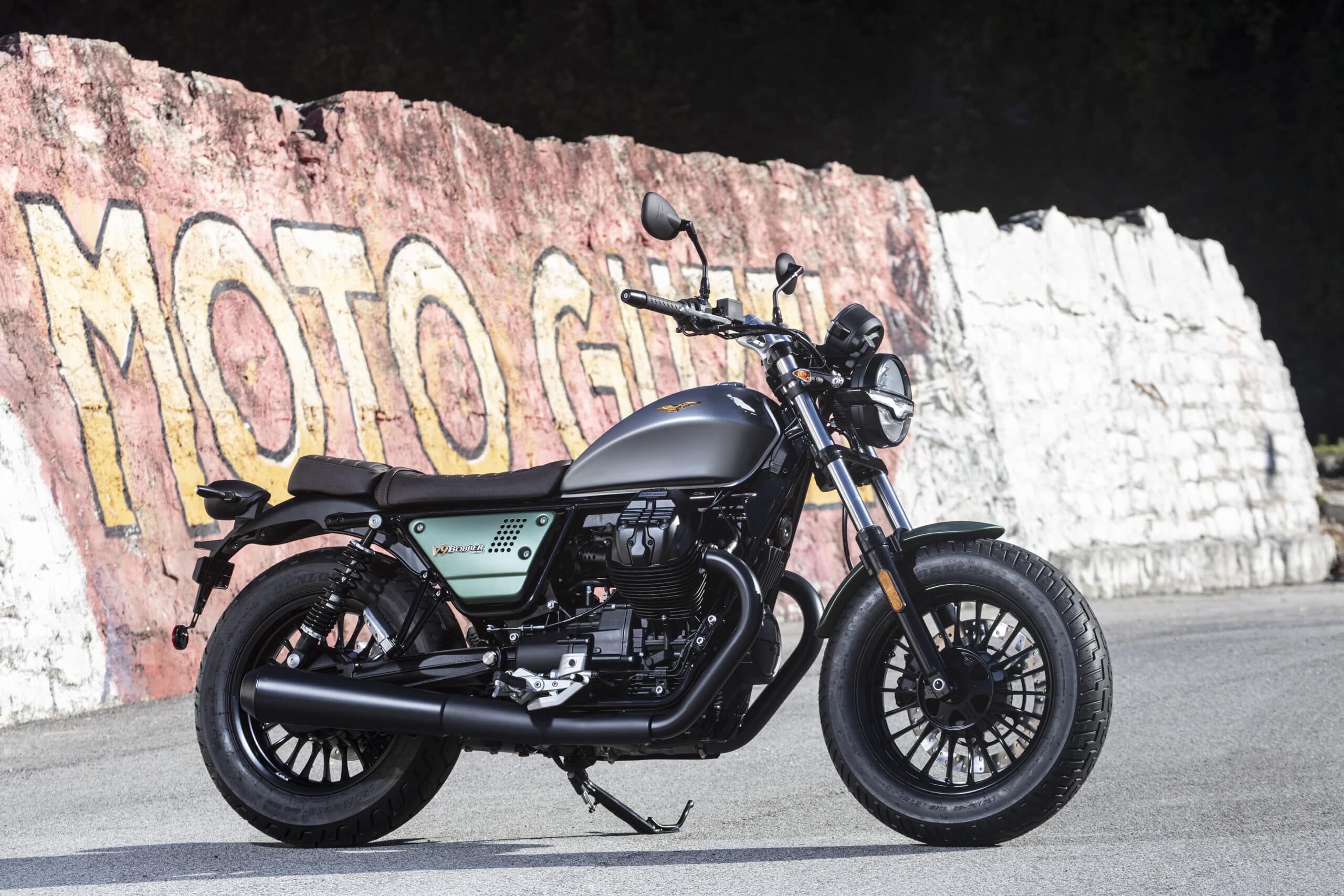 Moto Guzzi w tym roku skończy sto lat! Urodzinowa prezentacja malowań Centenario już niebawem