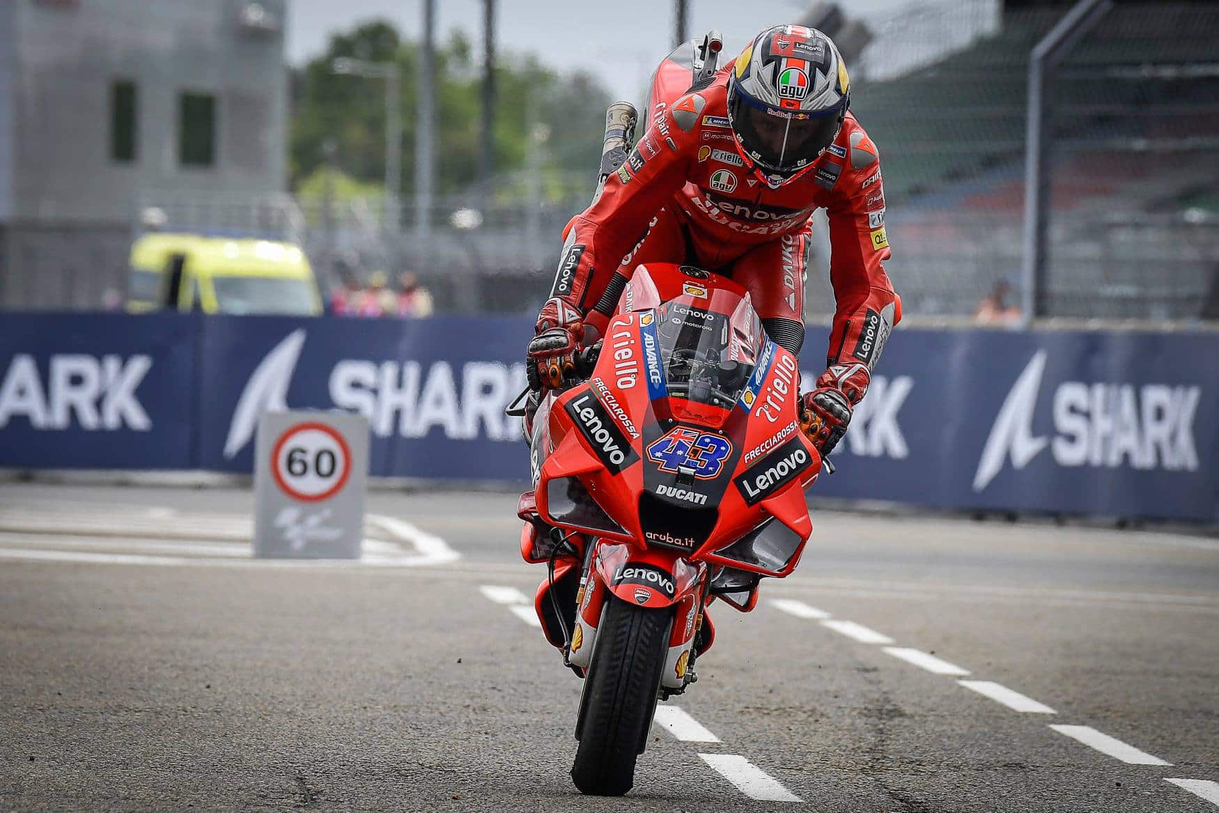 MotoGP: Aż cztery gleby Marqueza i mandaty za prędkość? Wszystko to podczas fracuskiego GP!