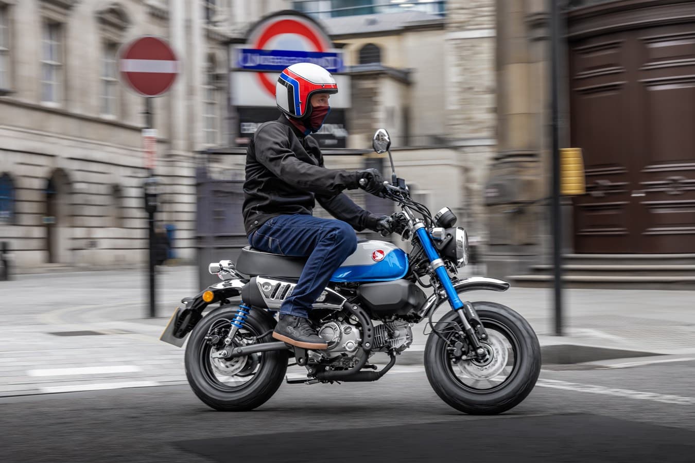 Motocykl 125 na prawo jazdy kat. B: Jak zacząć jeździć i być bezpiecznym
