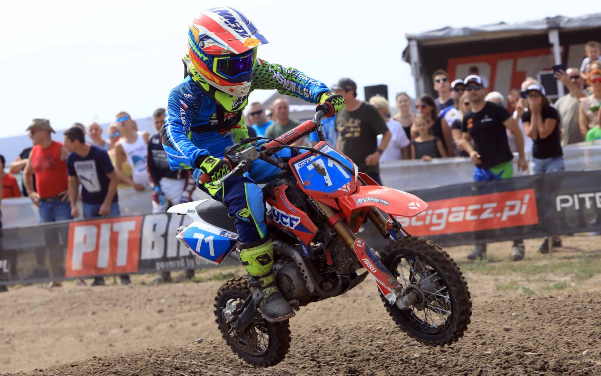 Setka zawodników ścigała się na pit bike’ach w Wierzchucinie Królewskim