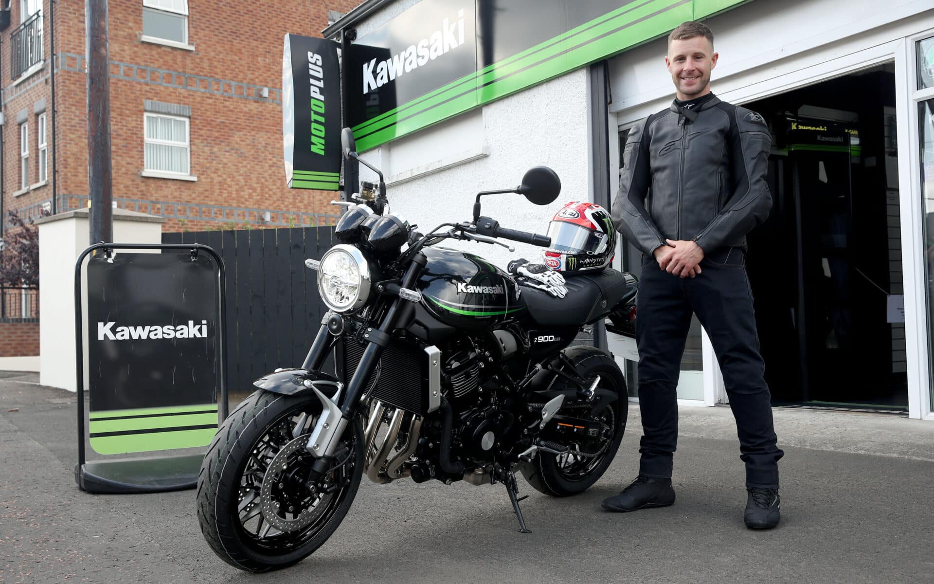 Mistrz Świata World Superbike Jonathan Rea wyjechał na ulice!