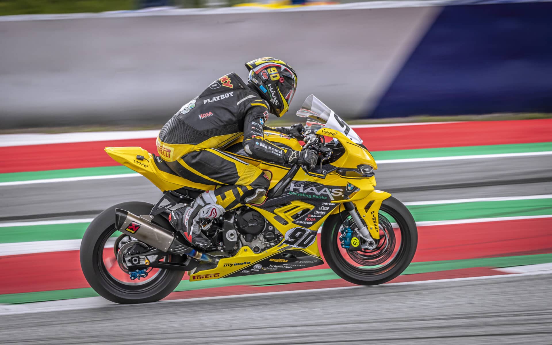 Krzemień ponownie punktuje w IDM Superbike