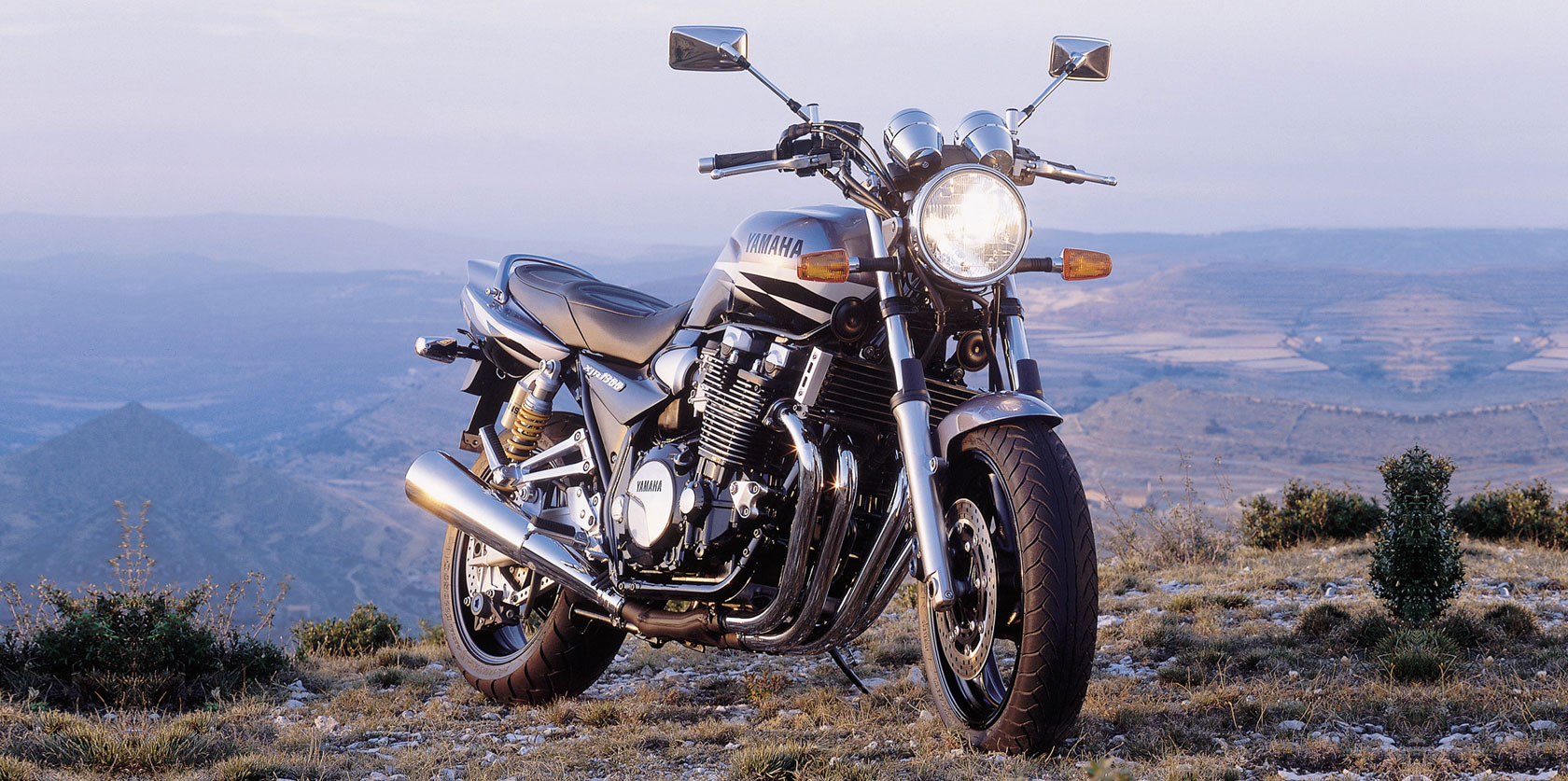 Yamaha XJR 1300