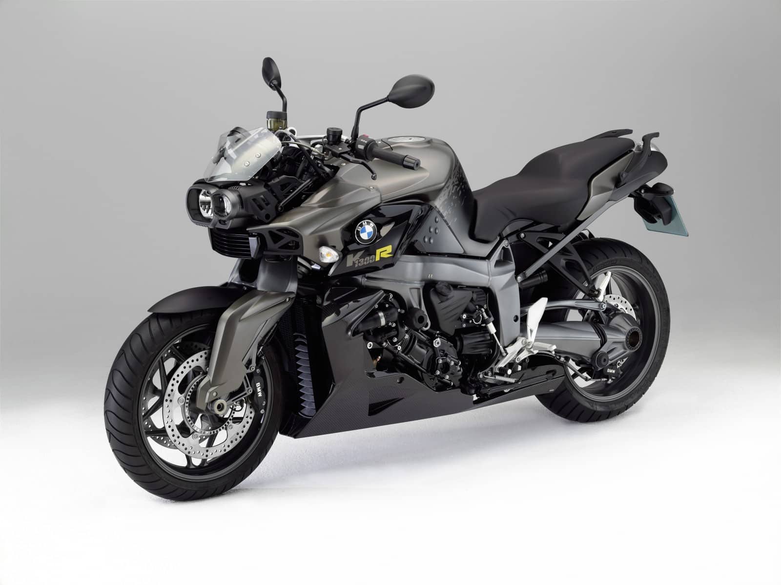 Kultowe, największe i najmocniejsze motocykle naked bike. Nasz ranking TOP5 power nakedów powyżej litra