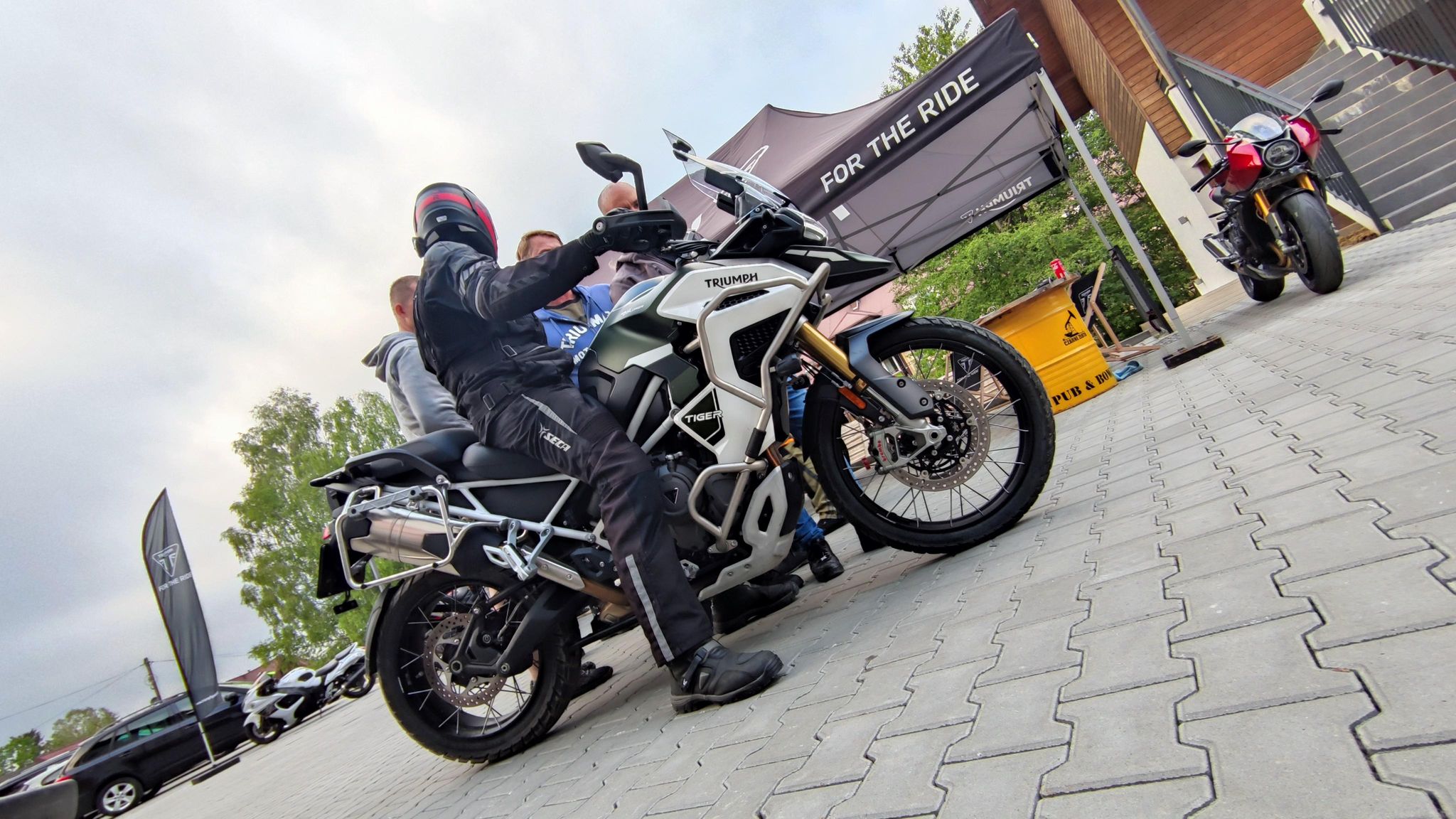 Triumph Meet Up