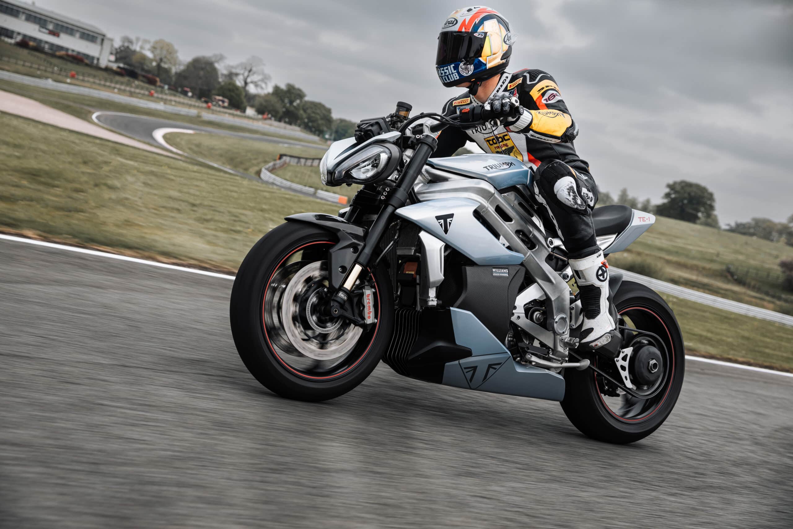 Triumph TE-1: elektryczny motocykl, który ma położyć konkurencję