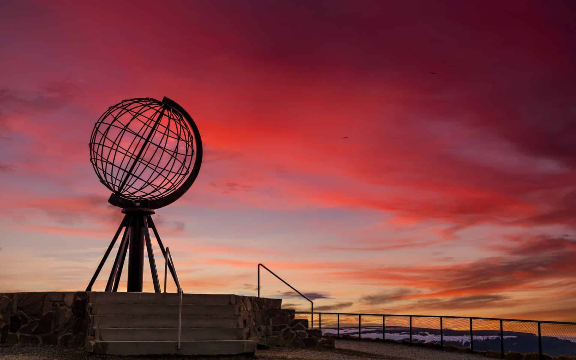 Co warto zwiedzić podczas wakacyjnej podróży na Nordkapp?