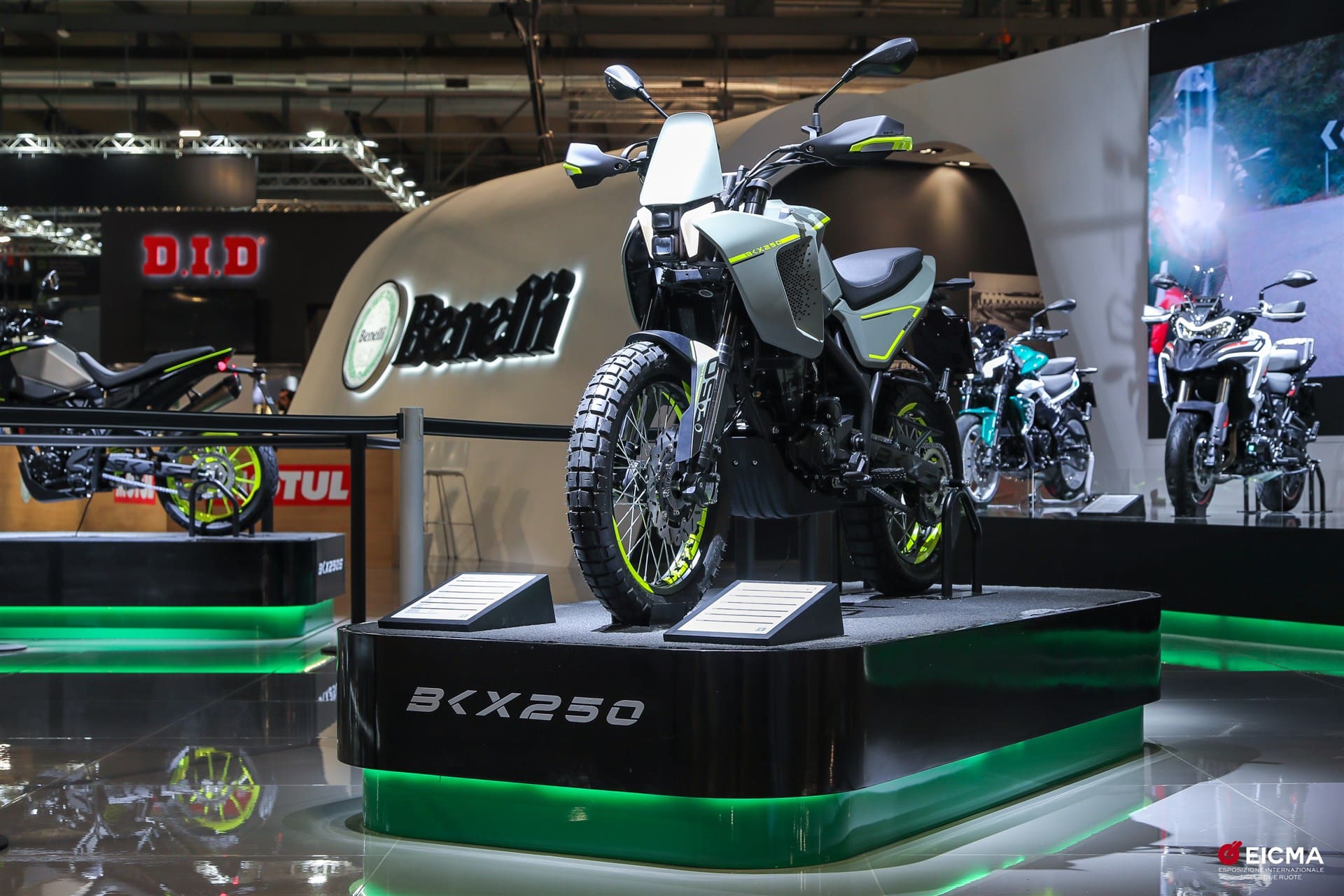 Benelli BKX 250