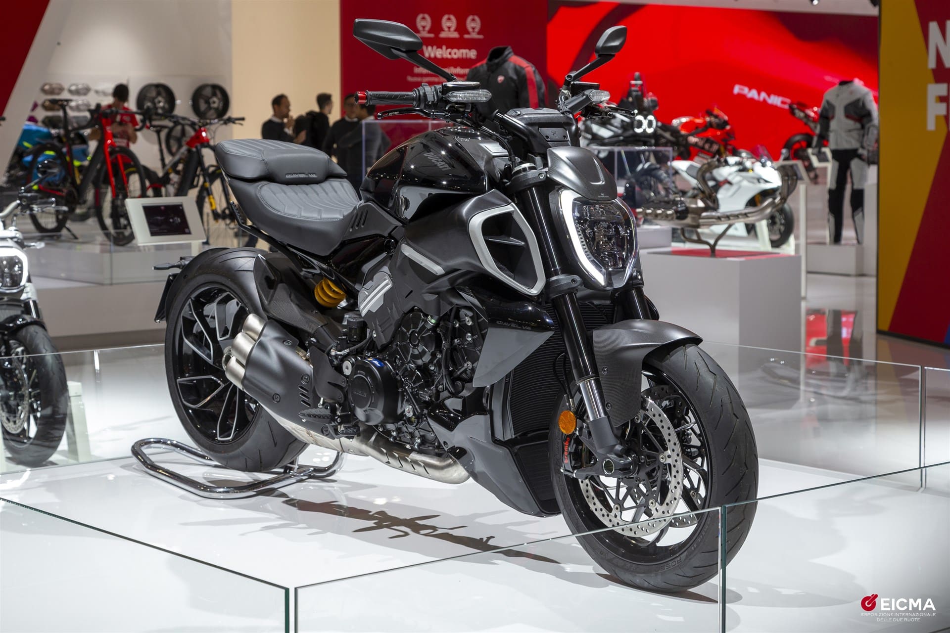 Ducati Diavel V4