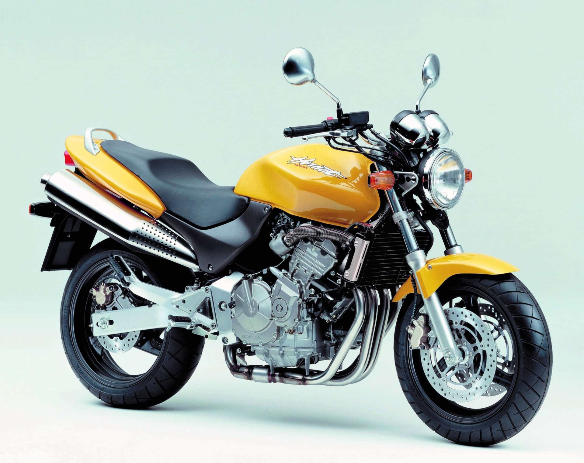 Honda CB600F Kto od niego zaczynał? Opinie, zdjęcia, dane
