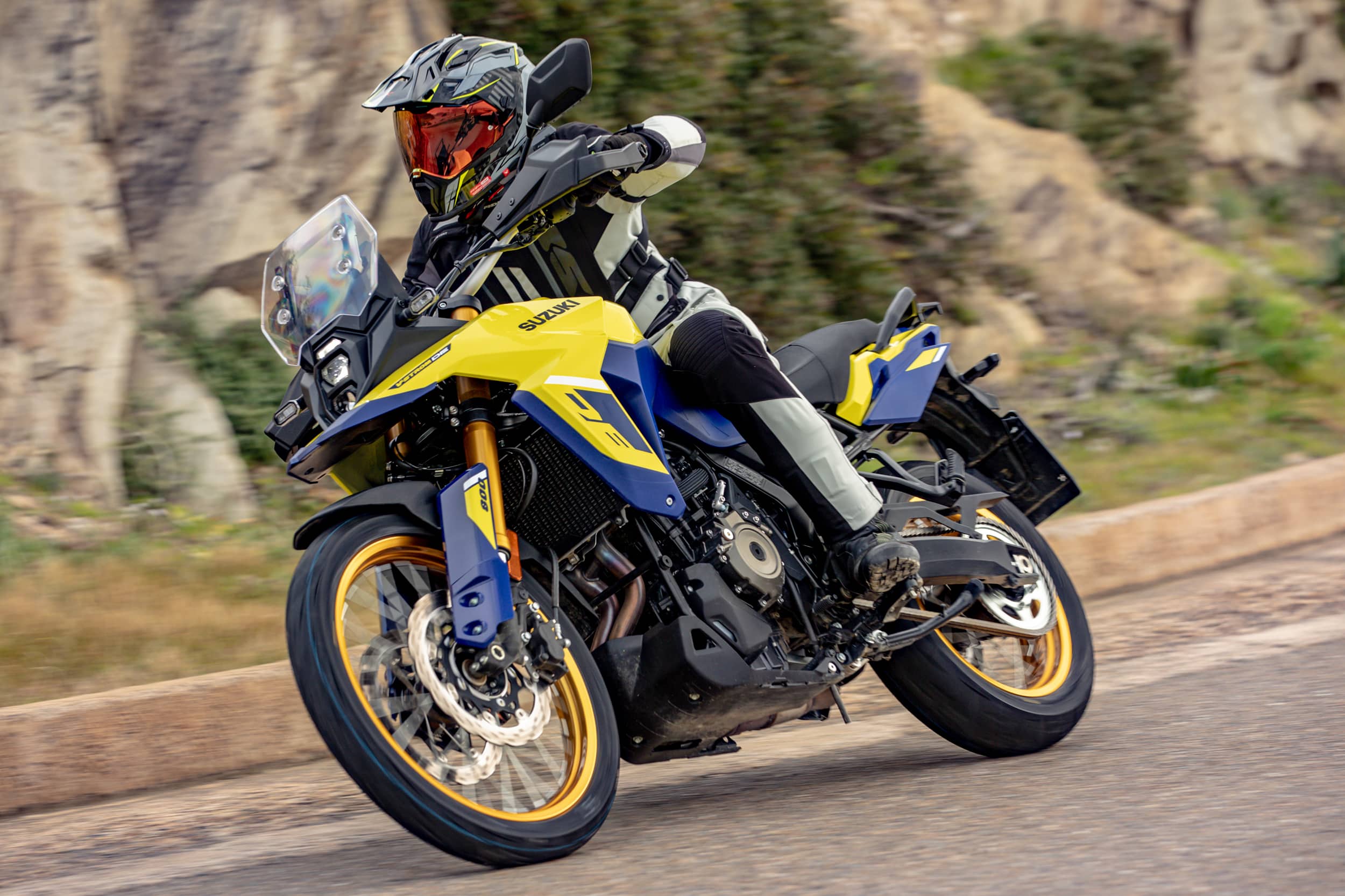 Suzuki V Strom 800 DE Motocykl Adventure Nie Taki Jak My lisz test Suzuki V Strom 800 DE Motocykl Adventure Nie Taki Jak My lisz test