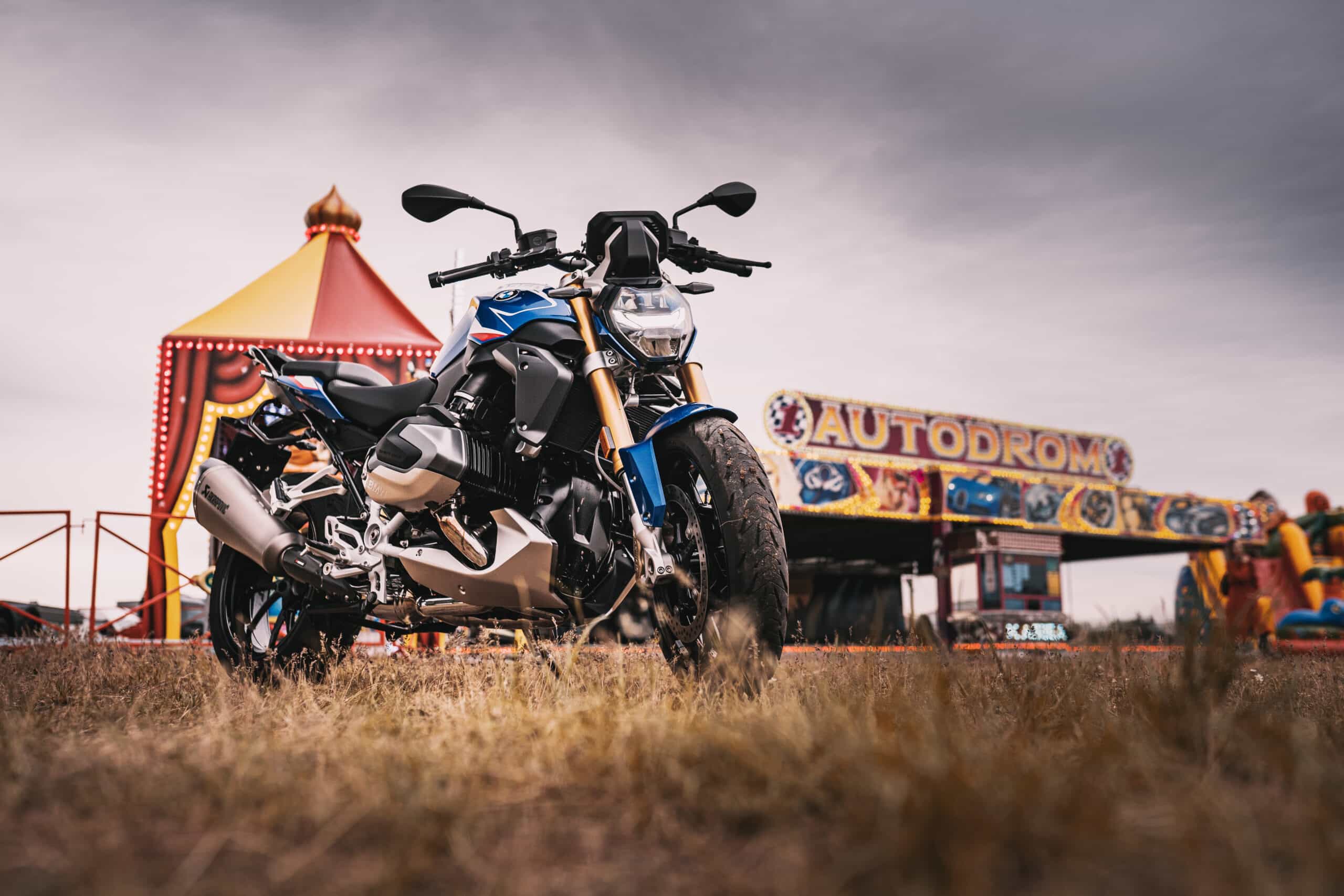 Ostatni prawdziwy mięśniak | BMW R 1250 R na 2023 rok