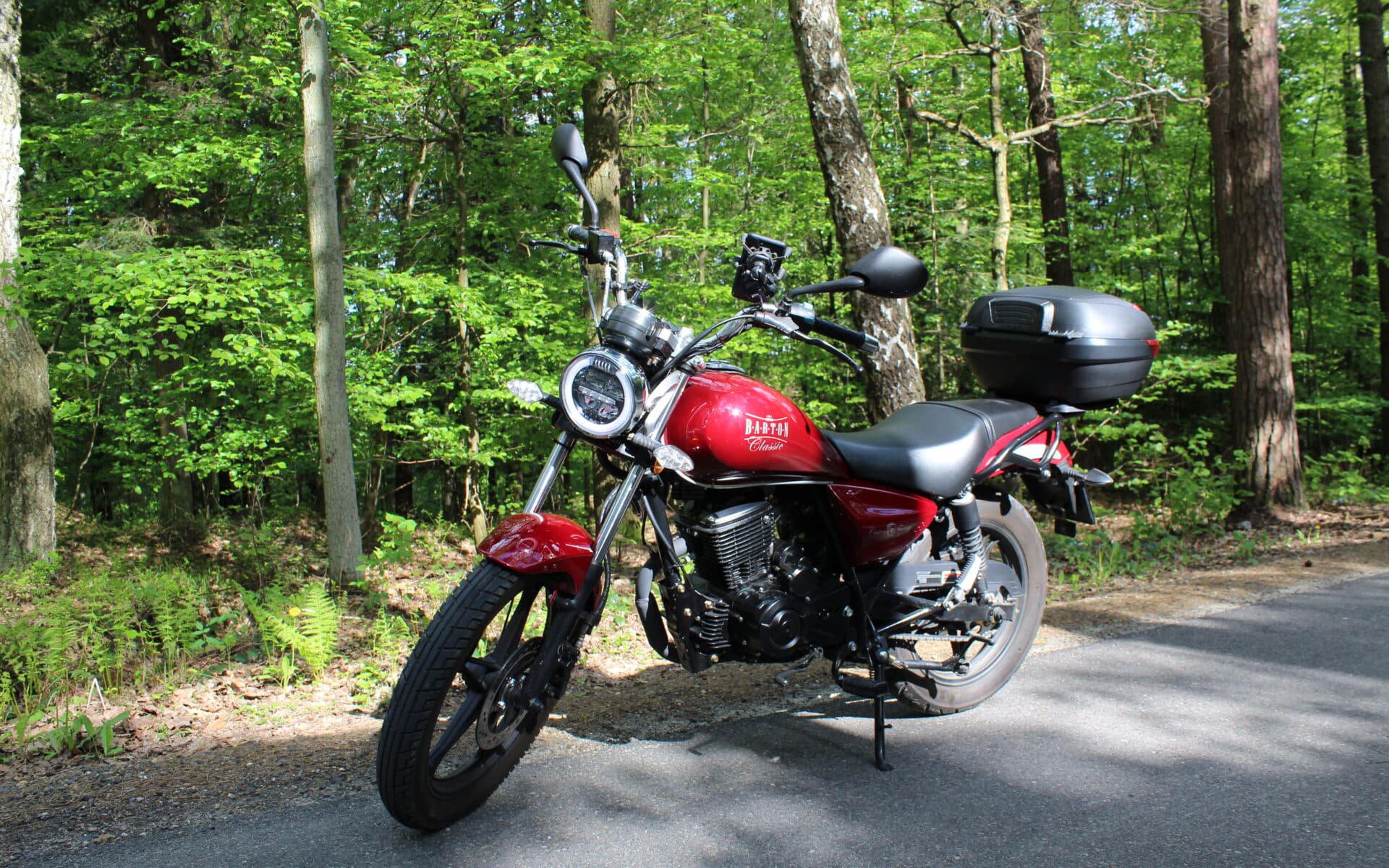 Kufry od Moretti Parts. Kompletne zestawy do samodzielnego montażu na motocyklu lub skuterze