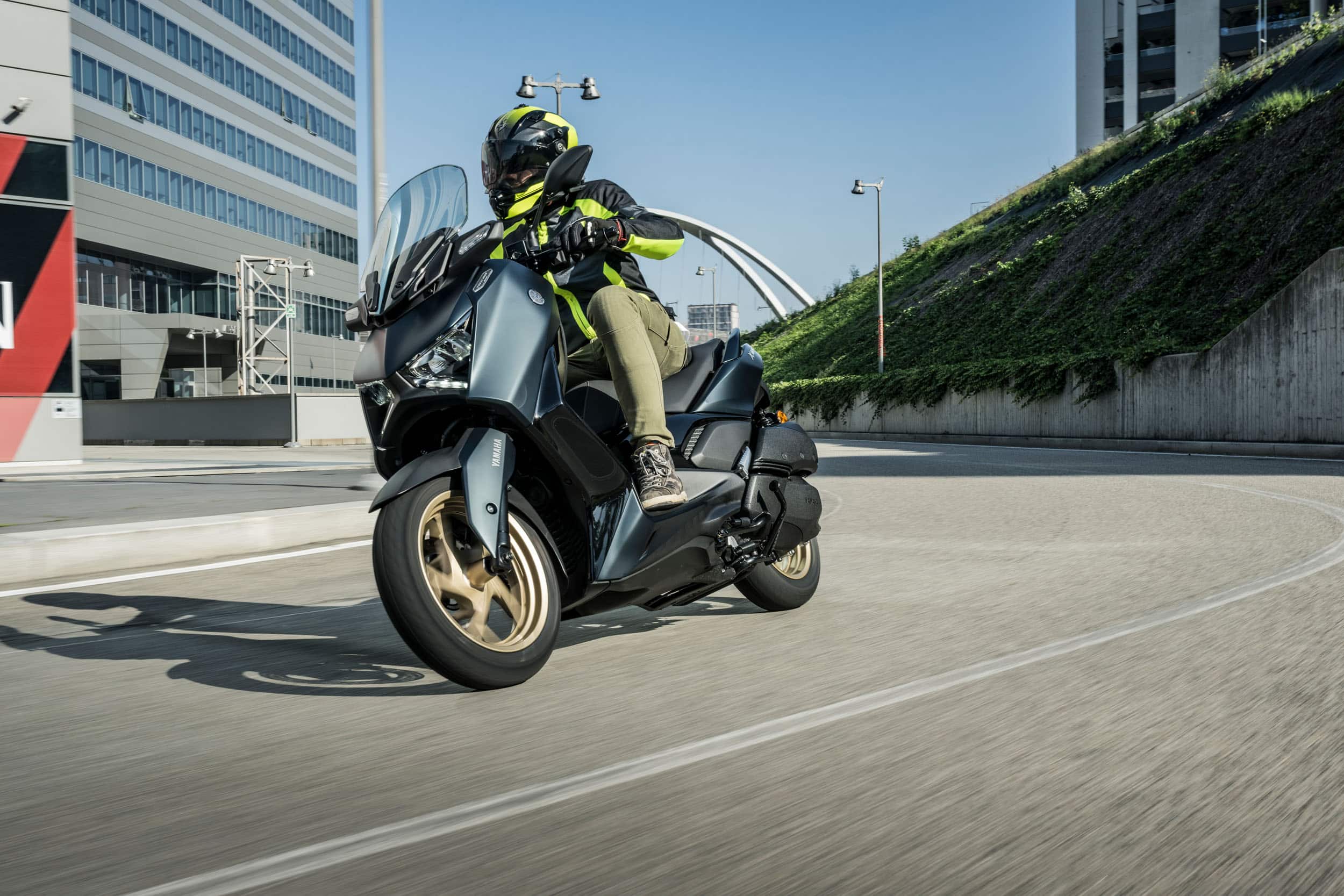 Yamaha XMAX 300