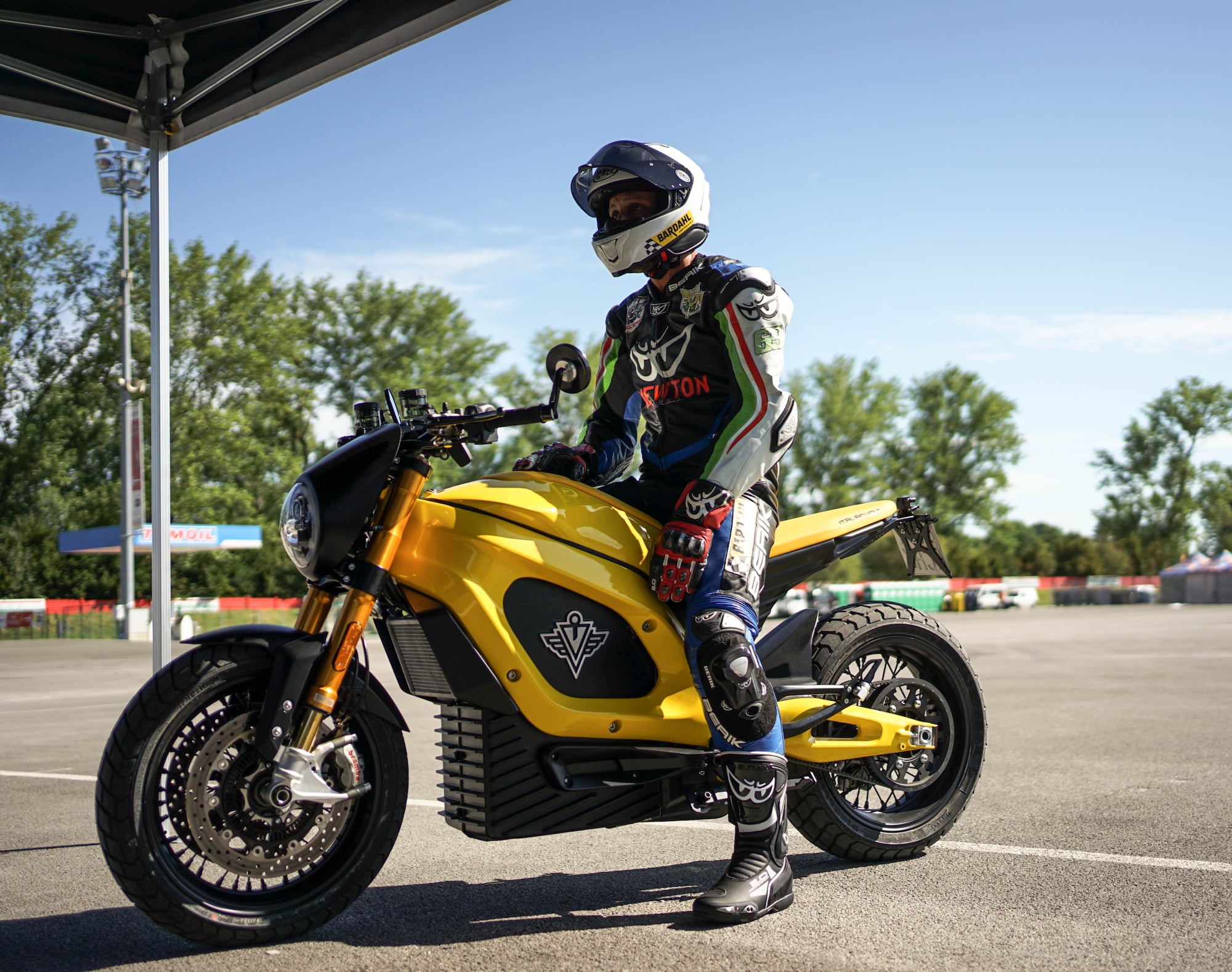 Volt Lacama 2.0 – spora moc maksymalna i moment obrotowy, ale cena zwala z nóg. Koncept zadebiutuje na targach EICMA 2023