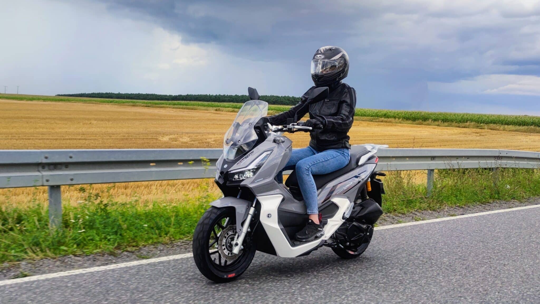 BARTON XTRAIL 125 ABS INNOWACYJNY SKUTER NA KAT. B Barton Motors