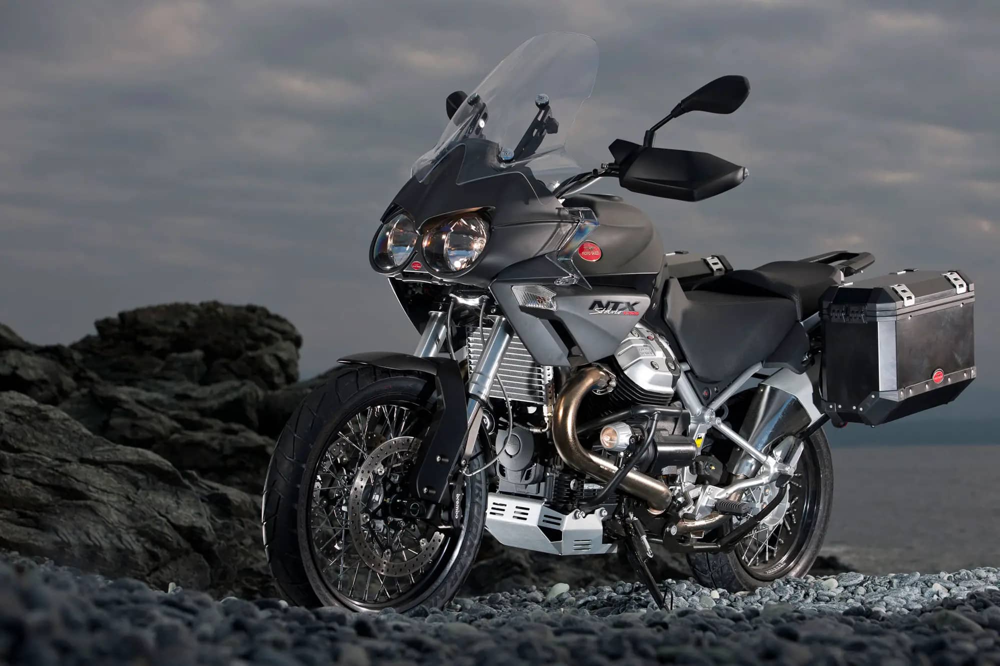 Poprzednie wcielenie Moto Guzzi Stelvio produkowane w latach 2007-2016.