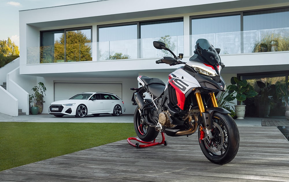 Ducati World Premiere – Odcinek 4: Multistrada V4 RS: kiedy Superbike łączy się z motocyklem turystycznym [DANE TECHNICZNE, OPIS, WYPOSAŻENIE, ZMIANY]