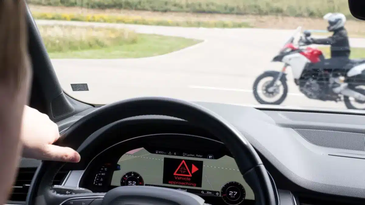 System AEB, czyli automatyczne hamowanie motocykla – czy naprawdę jest nam to potrzebne?
