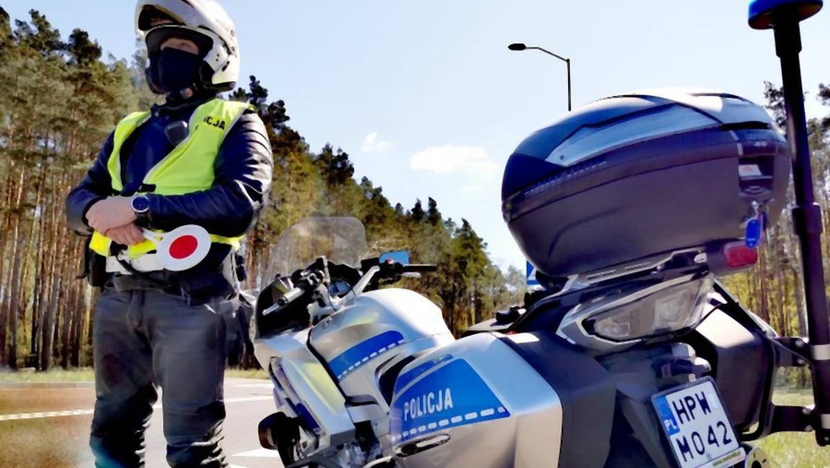 Za jakie wykroczenia drogowe otrzymasz 15 punktów karnych? [TARYFIKATOR, PRZEPISY]