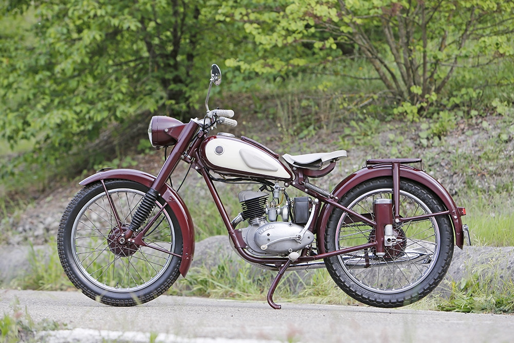 Yamaha YA-1 Aka-Tombo – pierwszy motocykl spod znaku trzech kamertonów [DANE TECHNICZNE OPIS, HISTORIA, GALERIA ZDJĘĆ]
