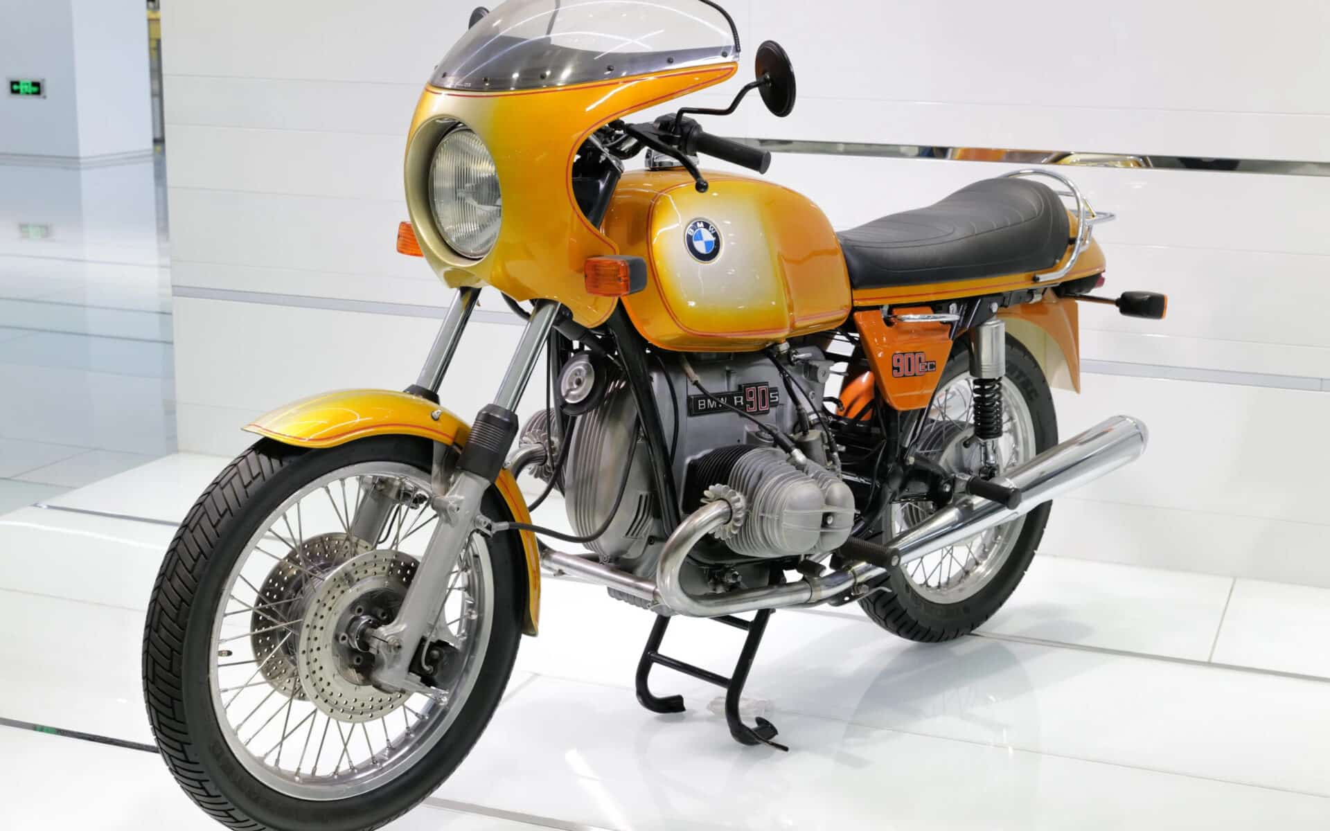 BMW R 90 S  – jak z niczego zrobić coś dobrego [DANE TECHNICZNE, OPIS, GALERIA ZDJĘĆ]