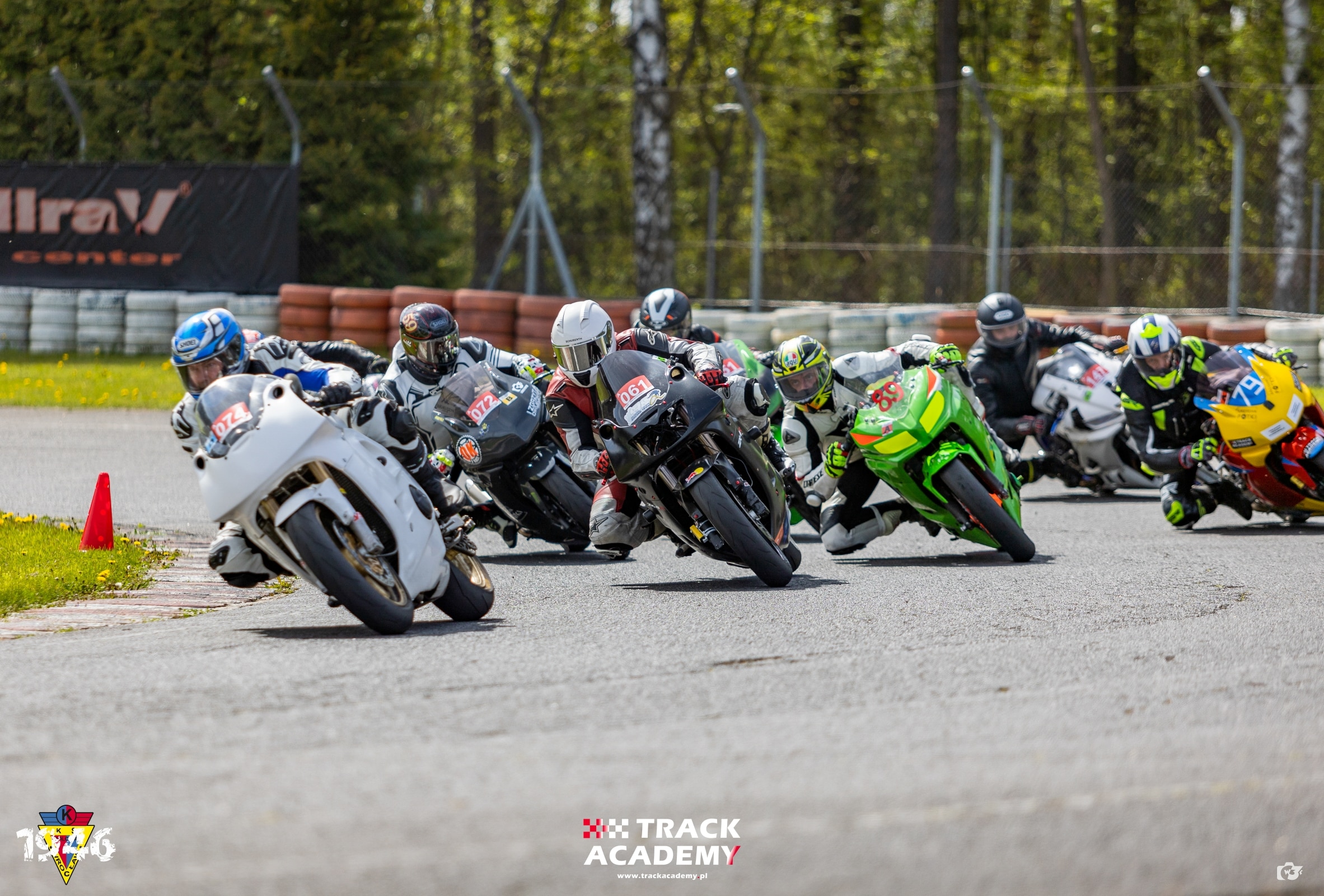 5 najlepszych motocykli do rozpoczęcia swojej przygody z jazdą na torze – RANKING TOP5 DLA POCZĄTKUJĄCYCH I ZAAWANSOWANYCH