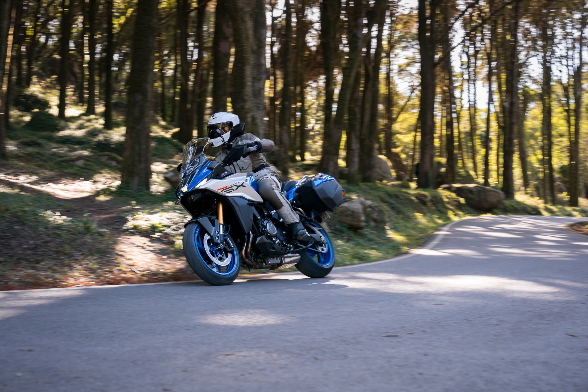 Motocykle Suzuki będą wyposażone w kamerę wsteczną – w jakim celu?