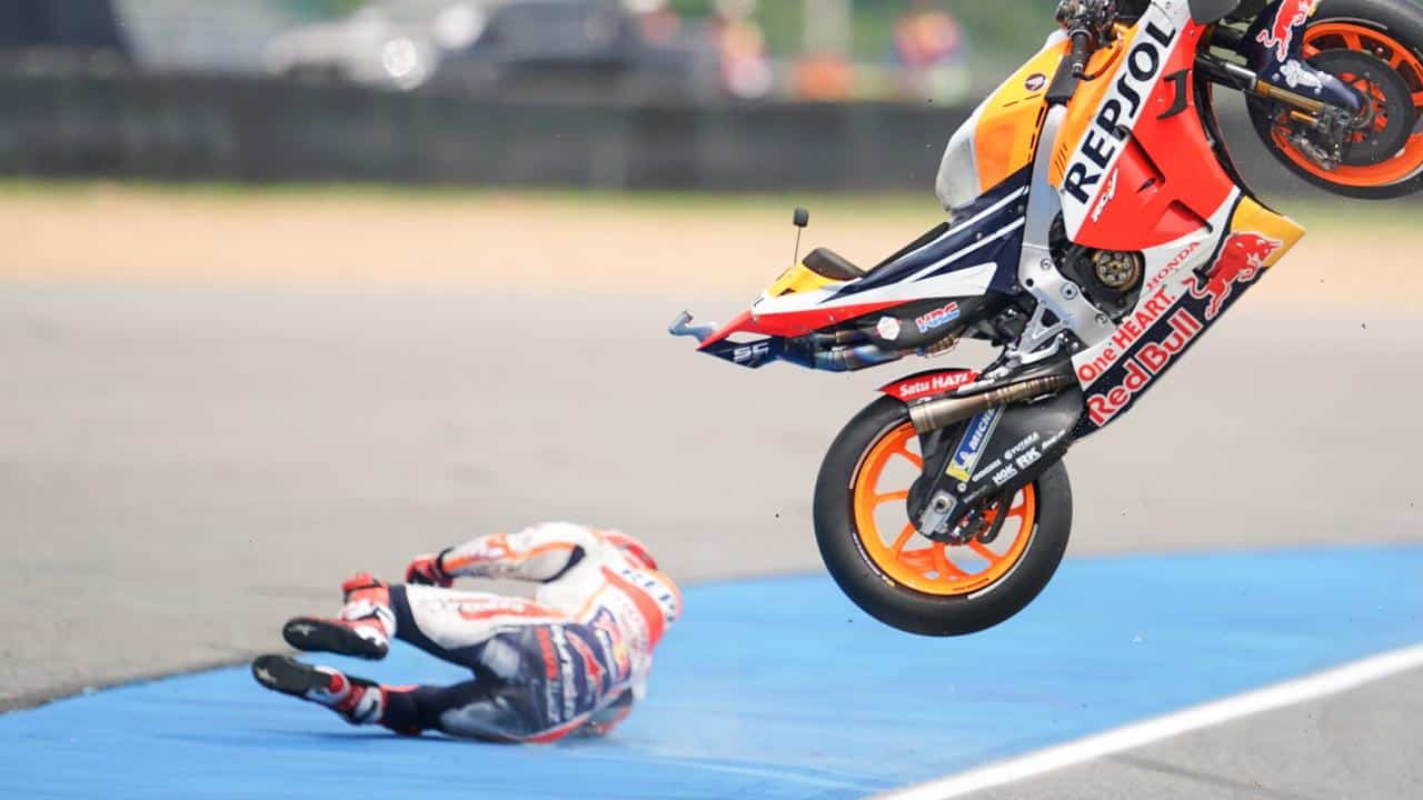 Kto najczęściej wywracał się w MotoGP? Kto grubo idzie ten leżeć musi!