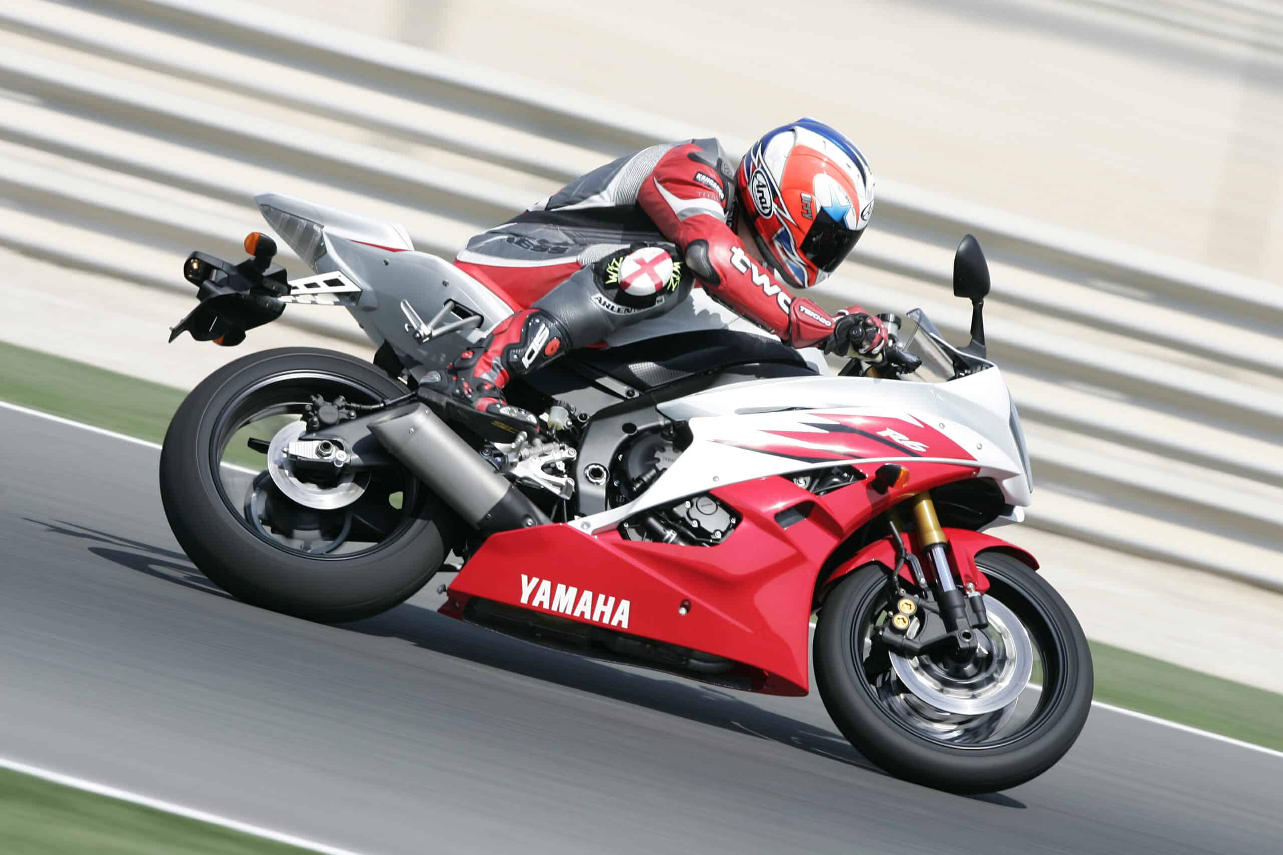 Od ilu lat można robić prawo jazdy na „motor” 600 cm3?