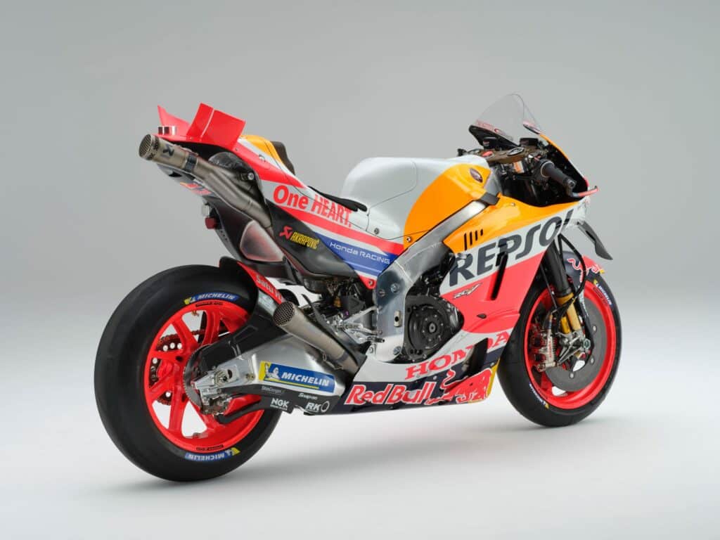 Honda rezygnuje ze skrzydełek aerodynamicznych – Japończycy mają lepszy sposób na zwiększenie docisku