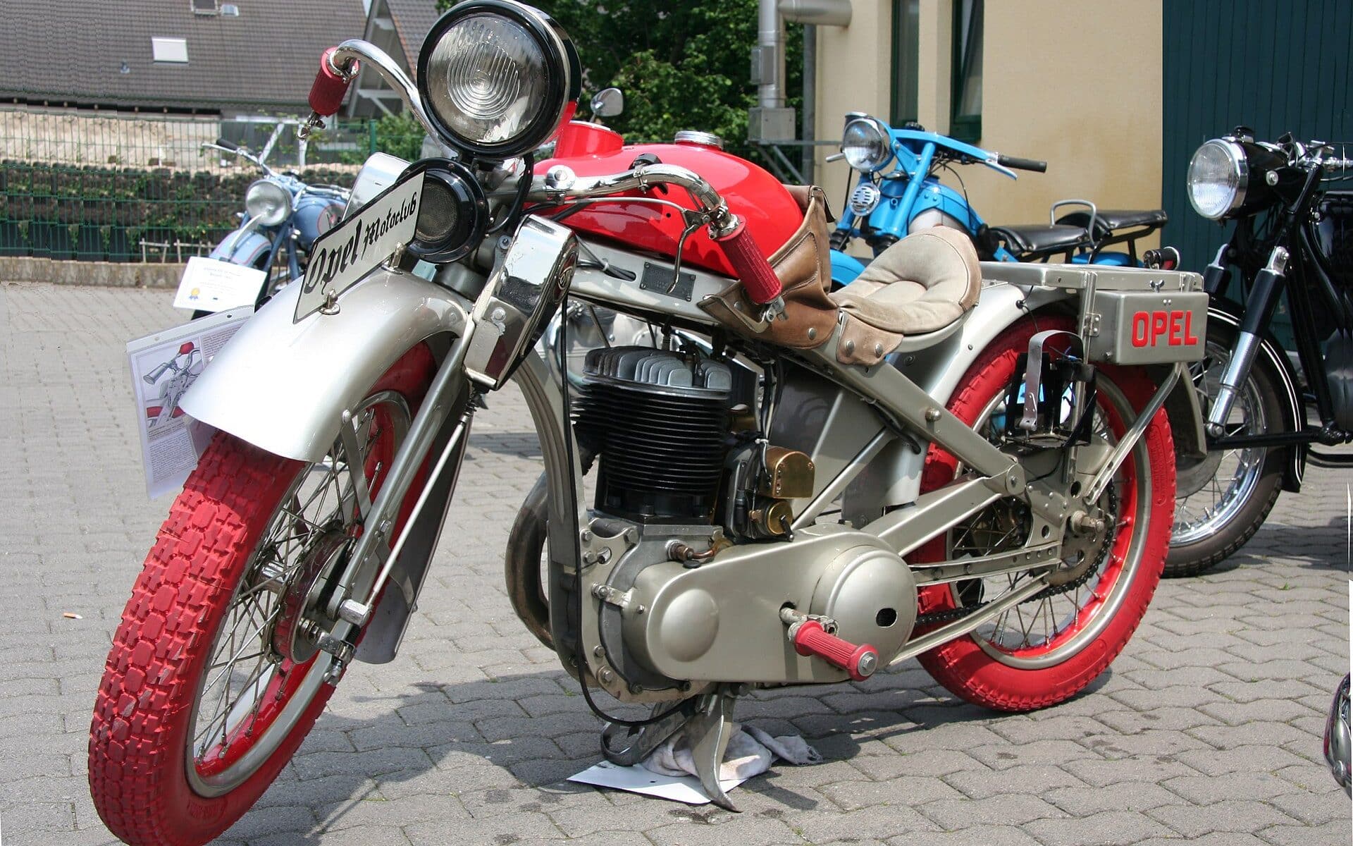 Opel Motoclub 500 – „nieśmiały” motocyklowy występek w historii samochodowego giganta [DANE TECHNICZNE, OPIS, WADY, ZALETY]