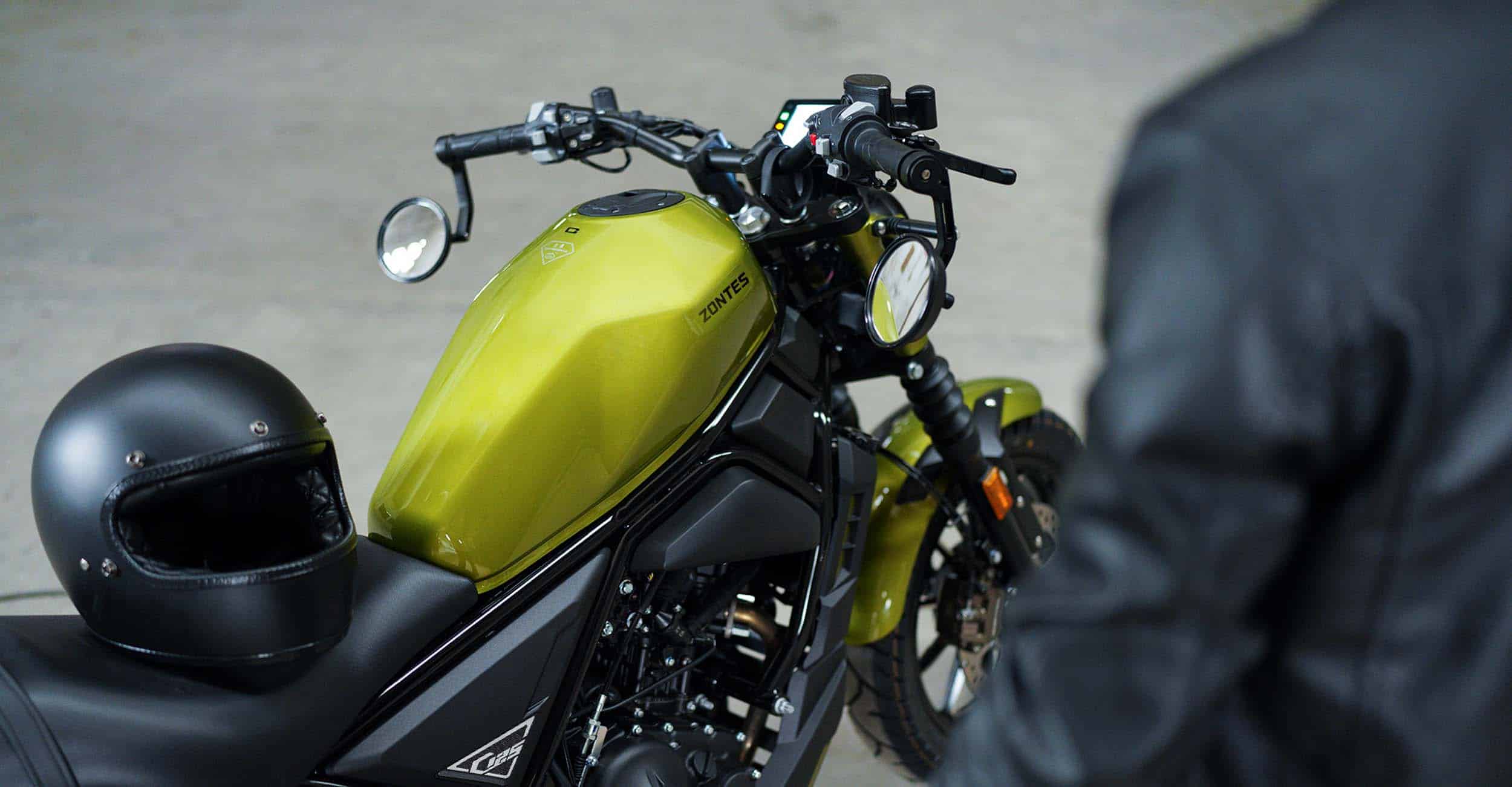 Nowy Zontes 125 C: Nadjeżdża motocyklowy hit na samochodowe prawo jazdy? [cena, zdjęcia, dane techniczne]