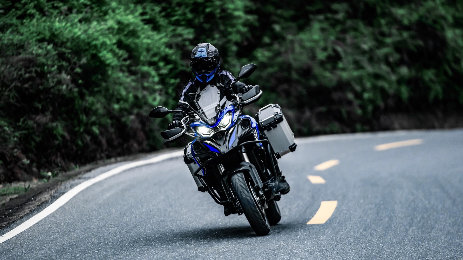 QJMotor – witamy w Polsce! [OFERTA MODELOWA NA ROK 2024]
