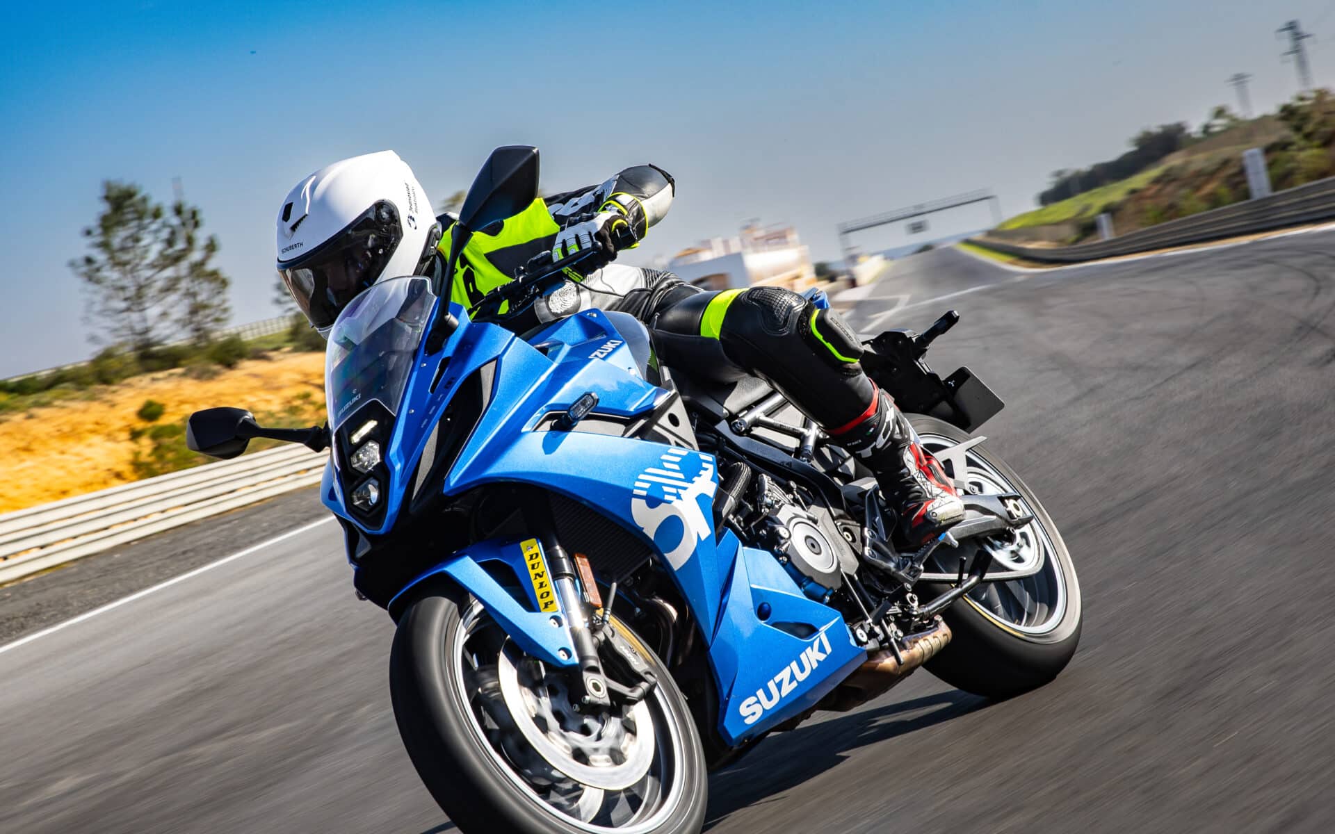 Suzuki GSX-8R: sprawdzona receptura znów smakuje… Dobrze? [cena, zdjęcia, opinie, dane techniczne]