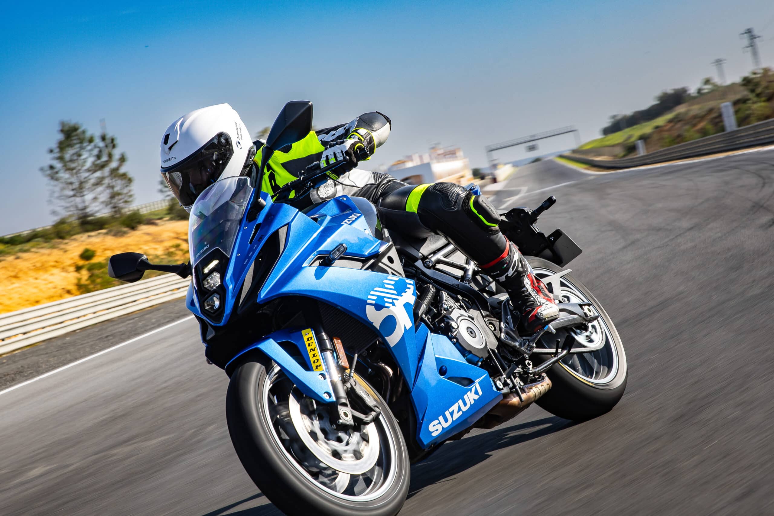 Suzuki GSX-8R: sprawdzona receptura znów smakuje… Dobrze? [cena, zdjęcia, opinie, dane techniczne]