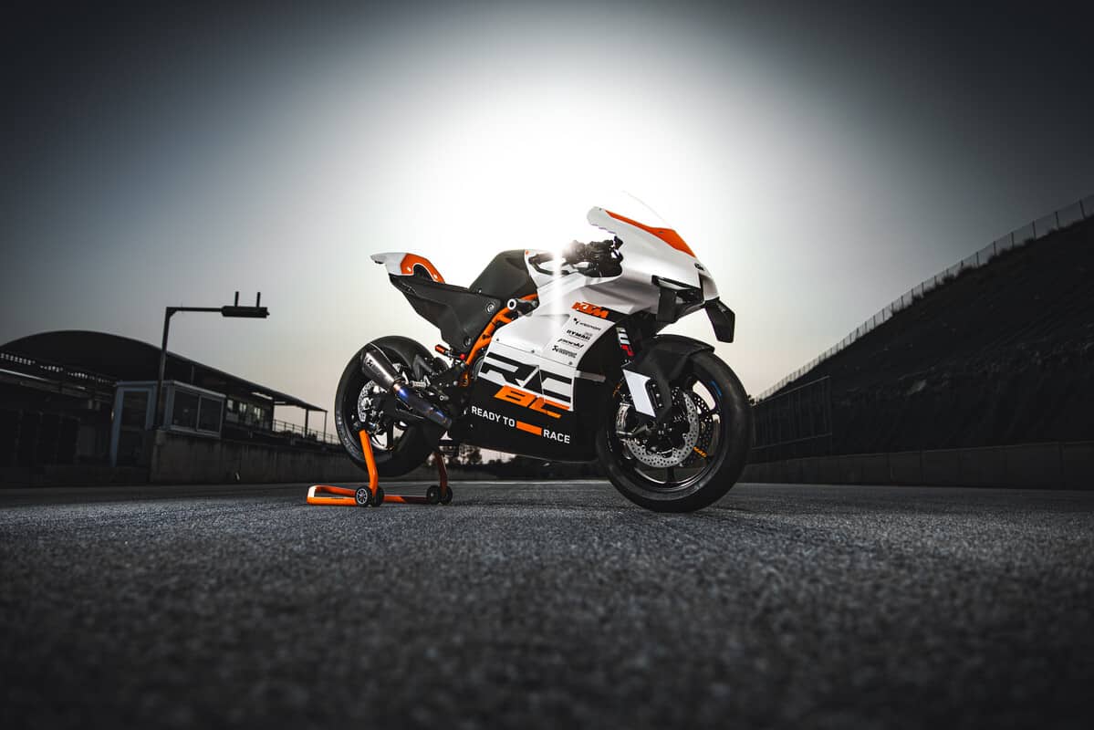 Limitowany KTM RC 8C już niebawem trafi do sprzedaży