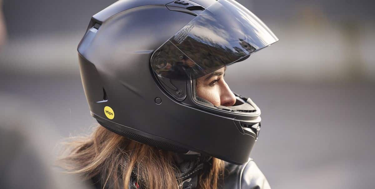 Jakie są homologacje kasków motocyklowych?