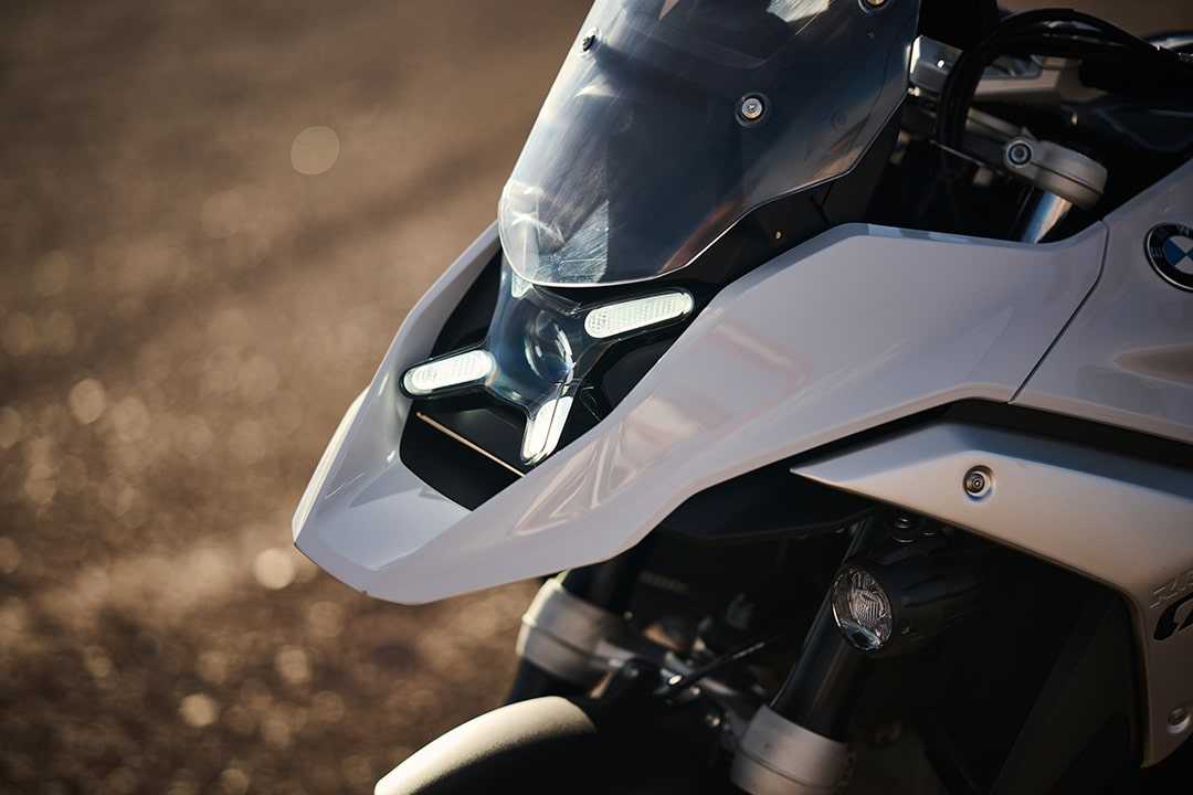 Wykorzystajmy prostotę, czyli o pomyśle BMW na montaż reflektora na gimbalu