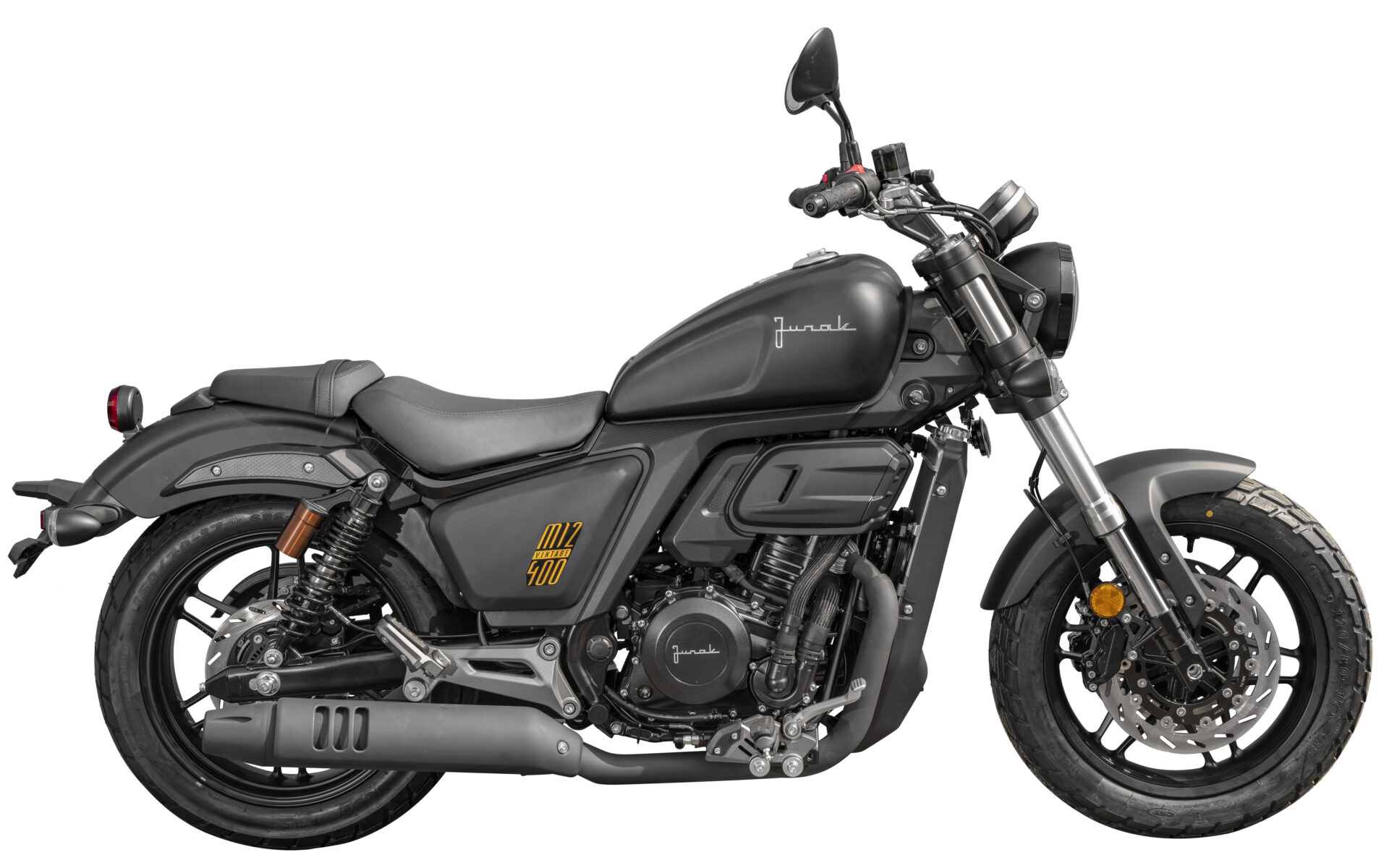 Junak M12 Vintage 400 2024. Do stajni Junaka dołącza trzeci motocykl o pojemności 400 cm3.
