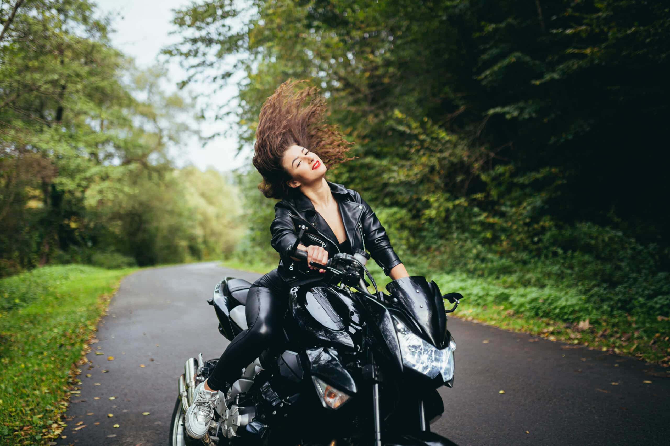 Polacy coraz chętniej kupują motocykle. Zdziwisz się kto sprzedaje najwięcej