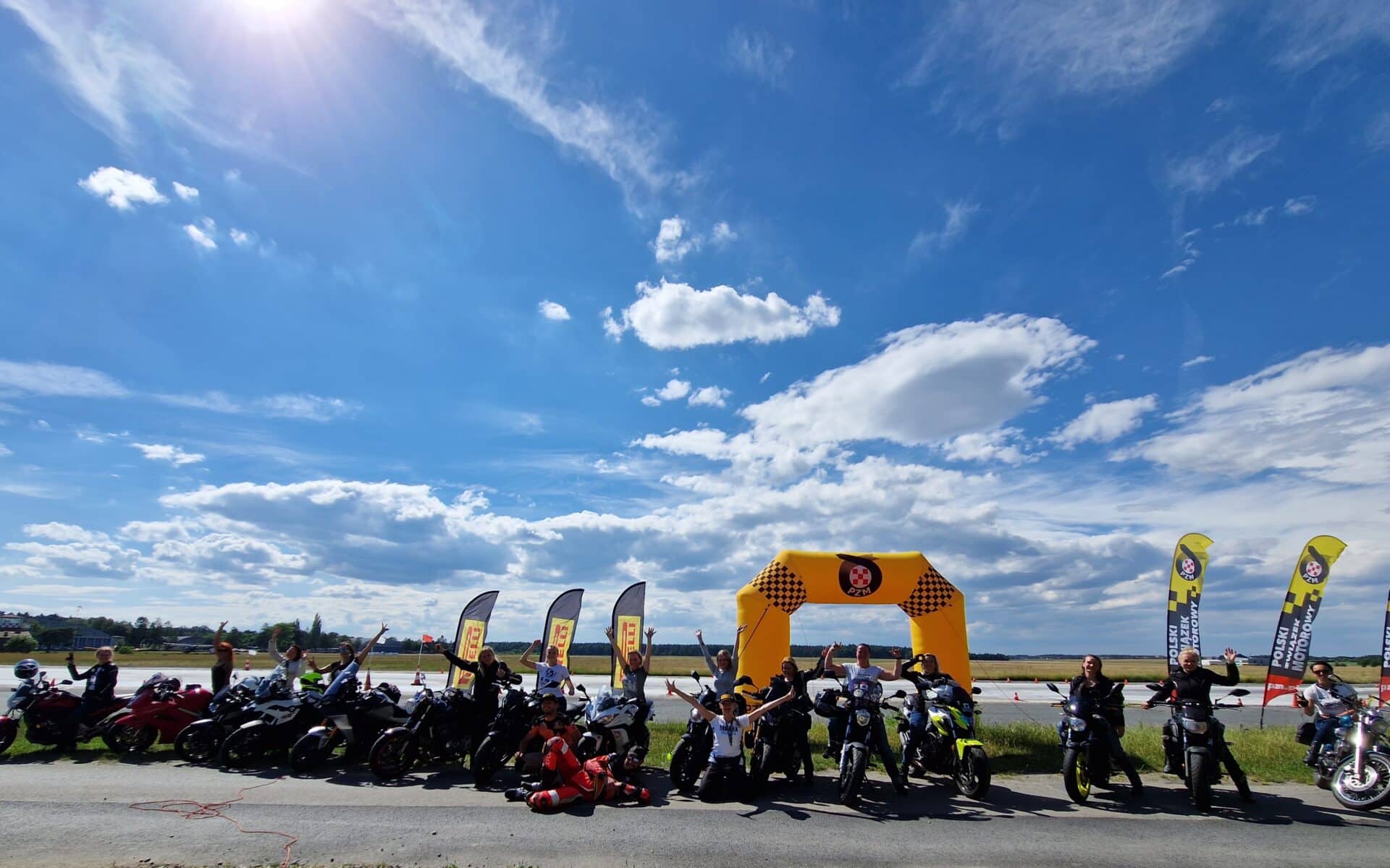 W najbliższy weekend spotkacie Kobiety na 6.biegu na kaszubskich drogach
