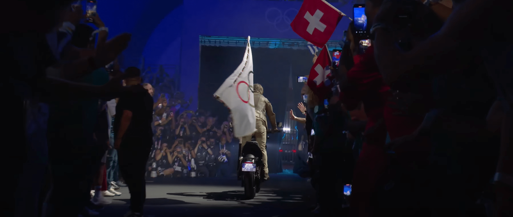 Tom Cruise i LiveWire S2 Del Mar – gwiazdy olimpijskiej sceny