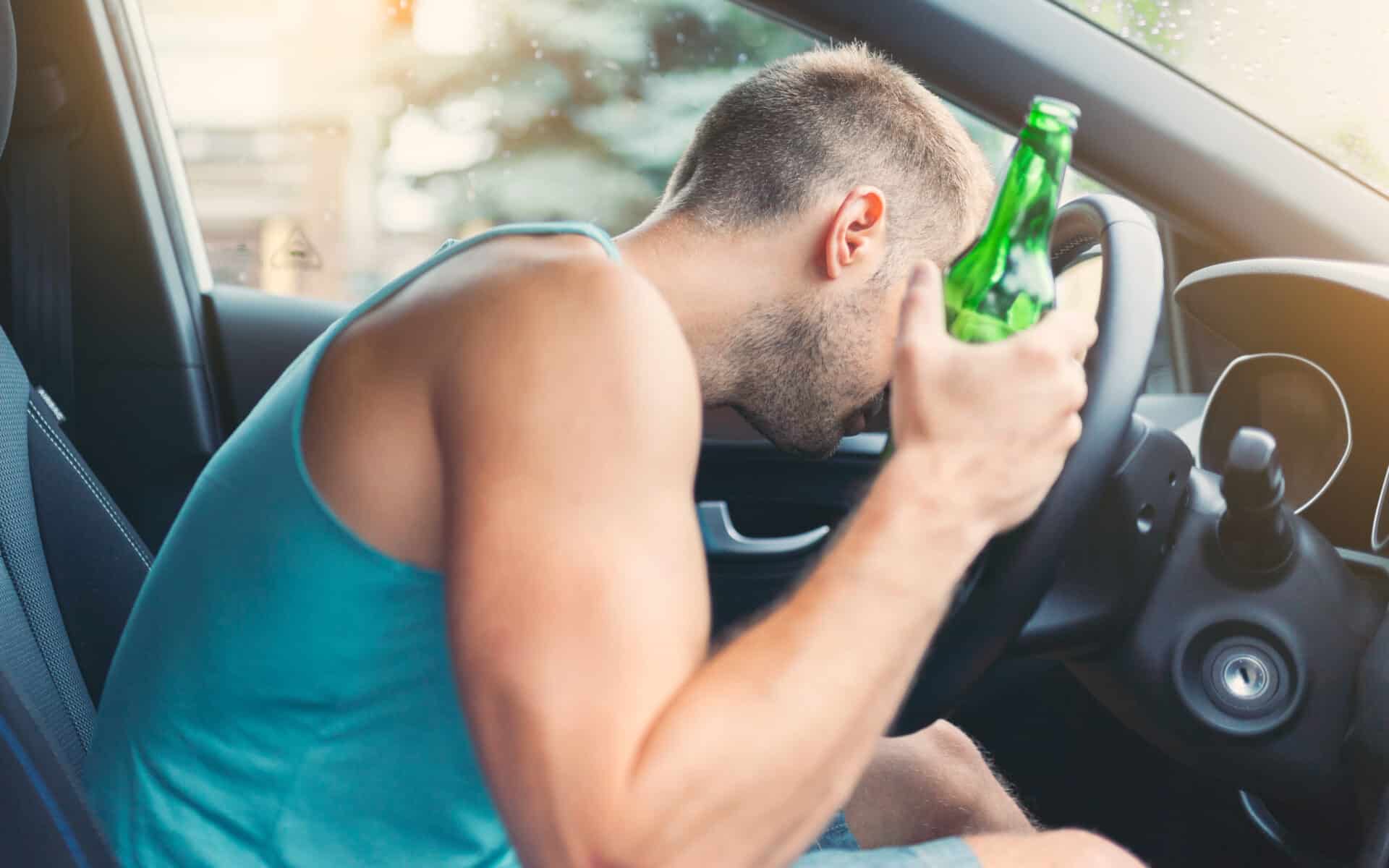 Polacy masowo tracą prawo jazdy przez alkohol i prędkość