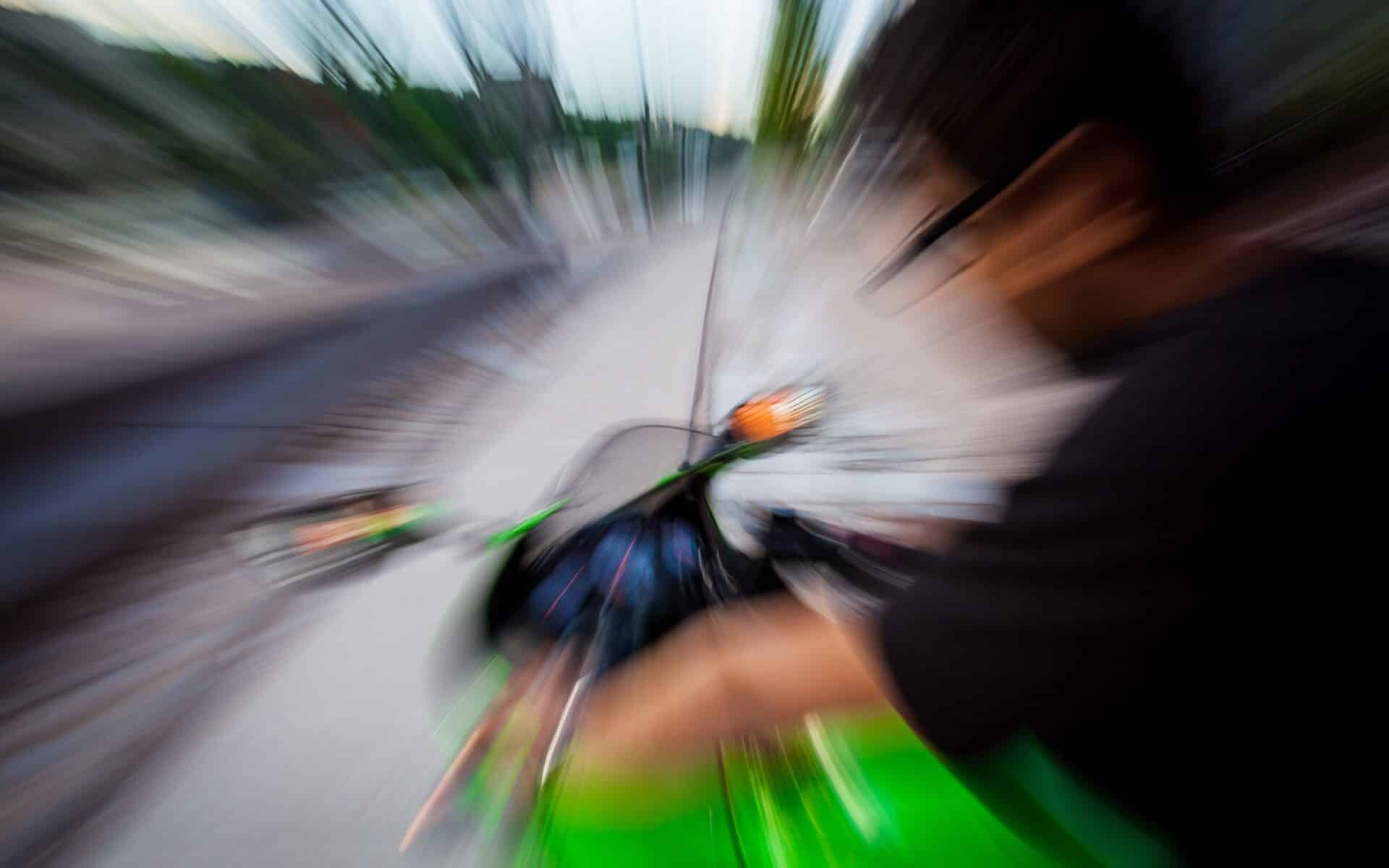 300 km/h motocyklem: cena? Do 3 lat pozbawienia wolności.