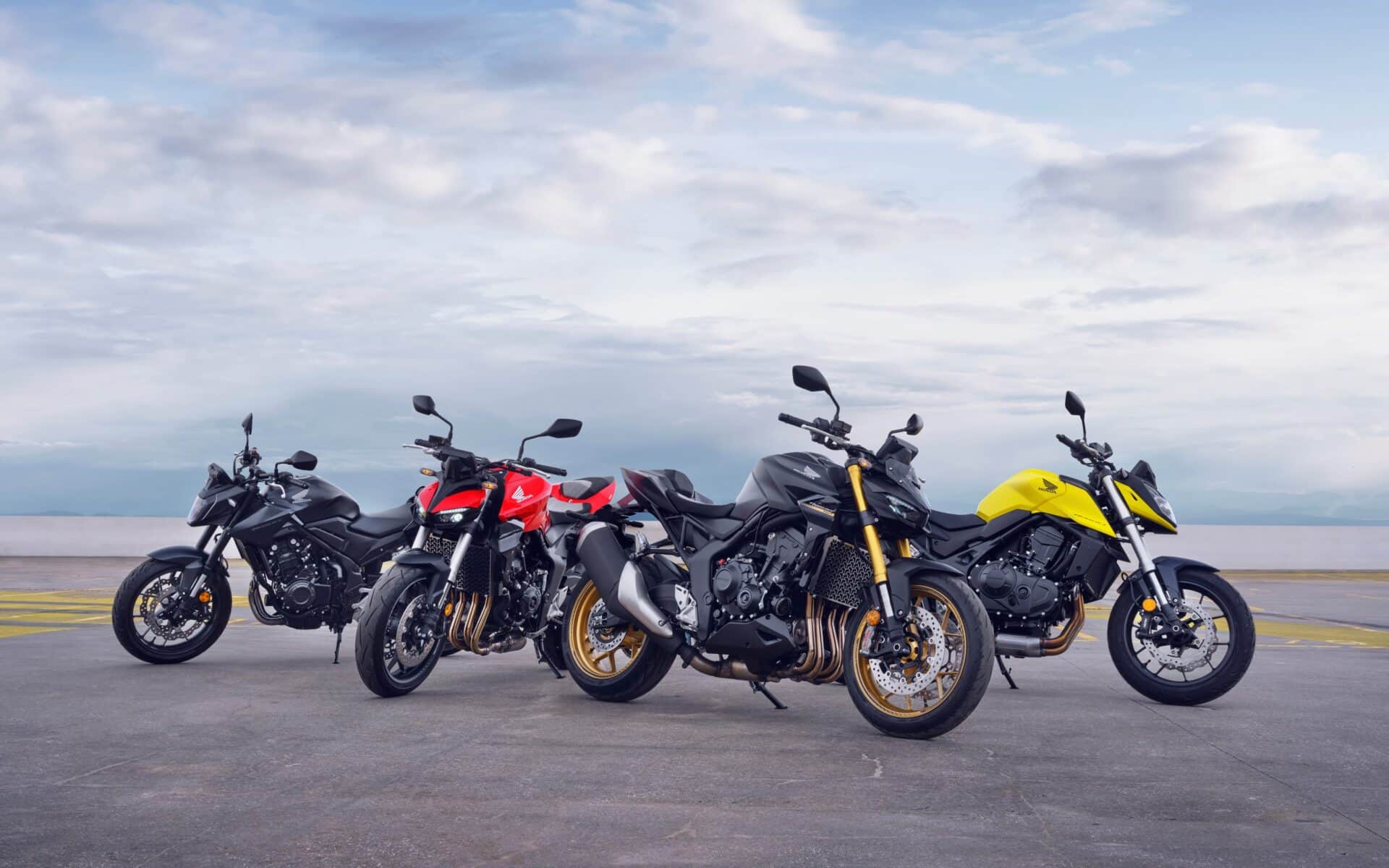 Flagowiec Hondy na rok 2025: nowy Hornet CB1000 wraz z wersją SP
