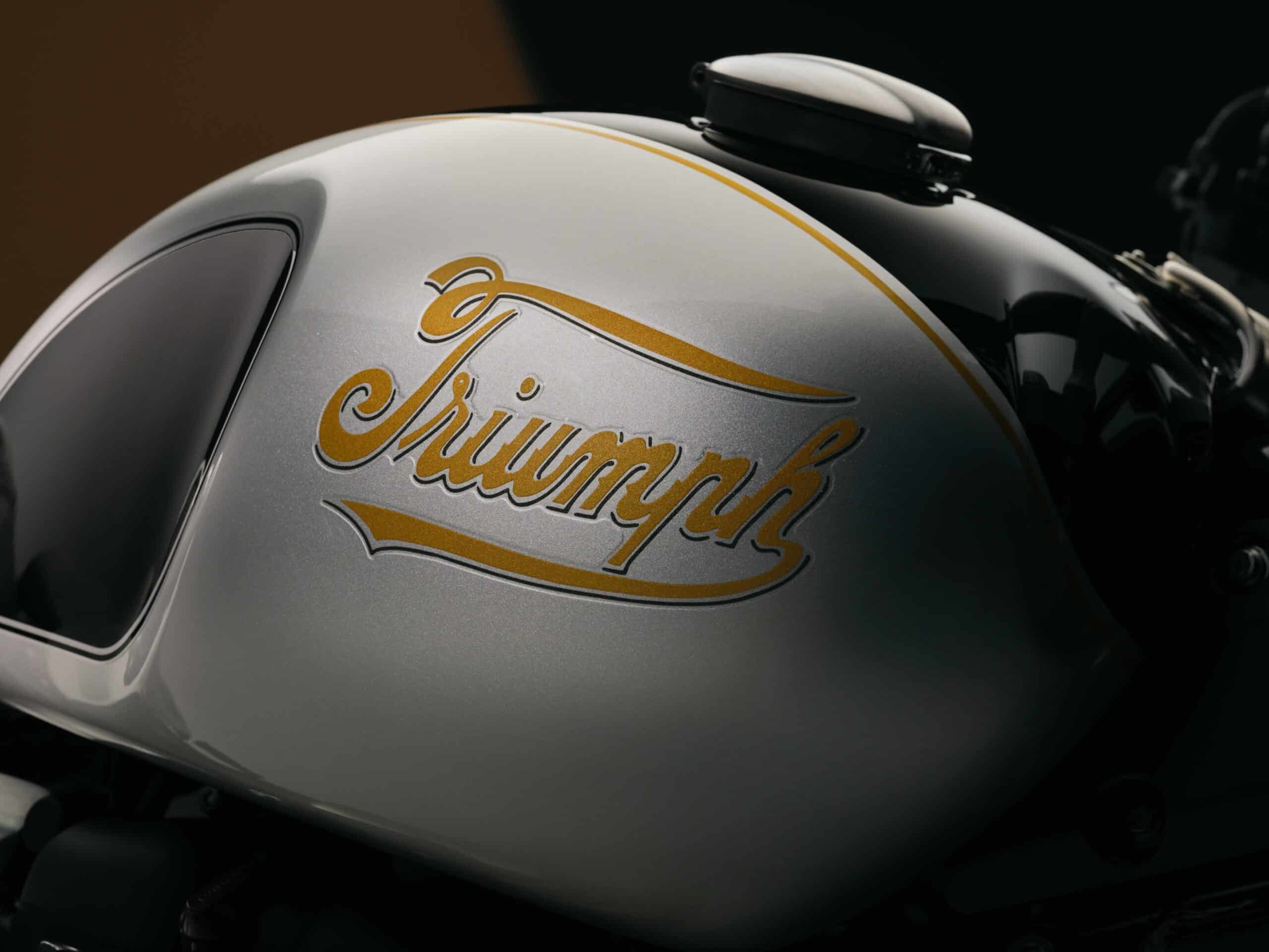 Powrót starego logo Triumpha po ponad 100 latach: kolekcja Modern Classic Icon Editions 2025