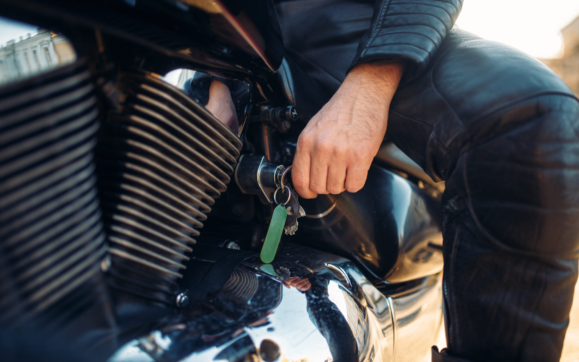 Kupiłem motocykl. Jak nim bezpiecznie wrócić do domu? [PORADNIK]
