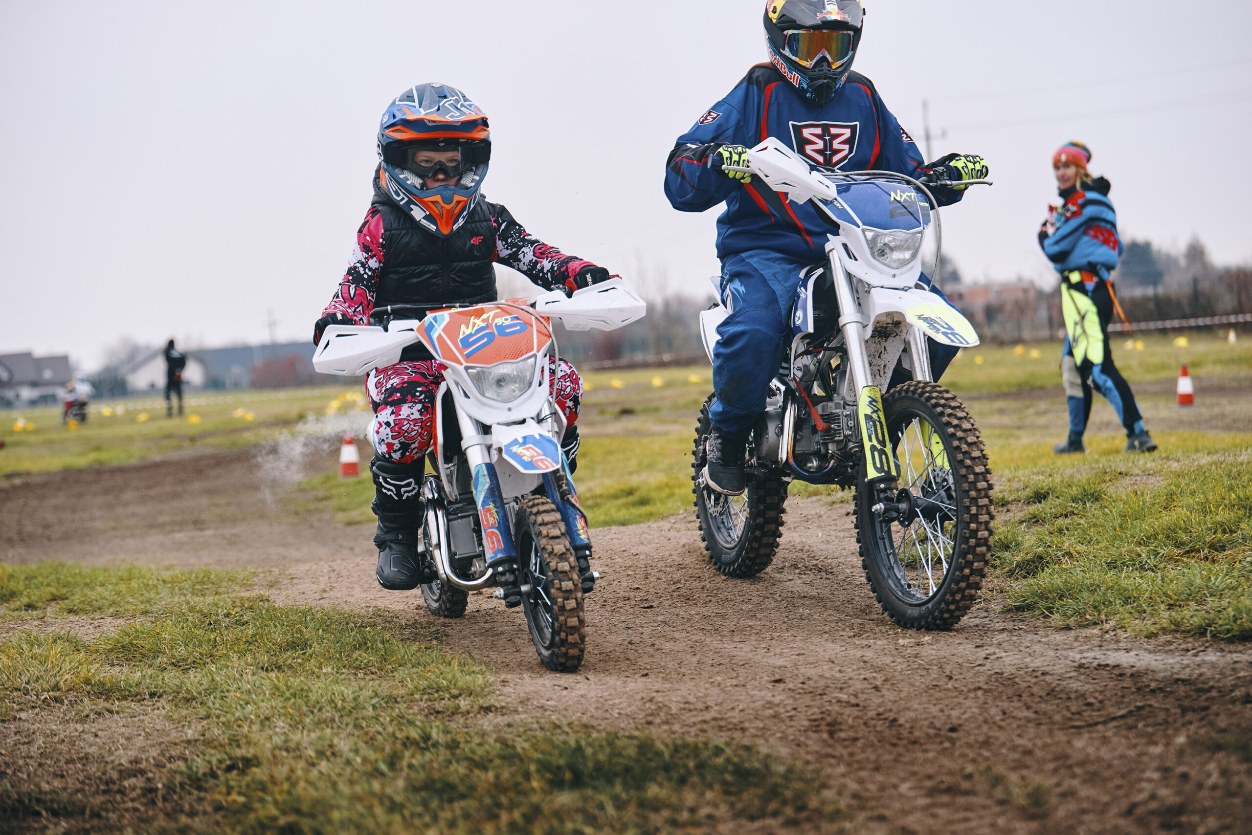 Barton NXT 90: mini cross na początek motocyklowej przygody dla dzieci