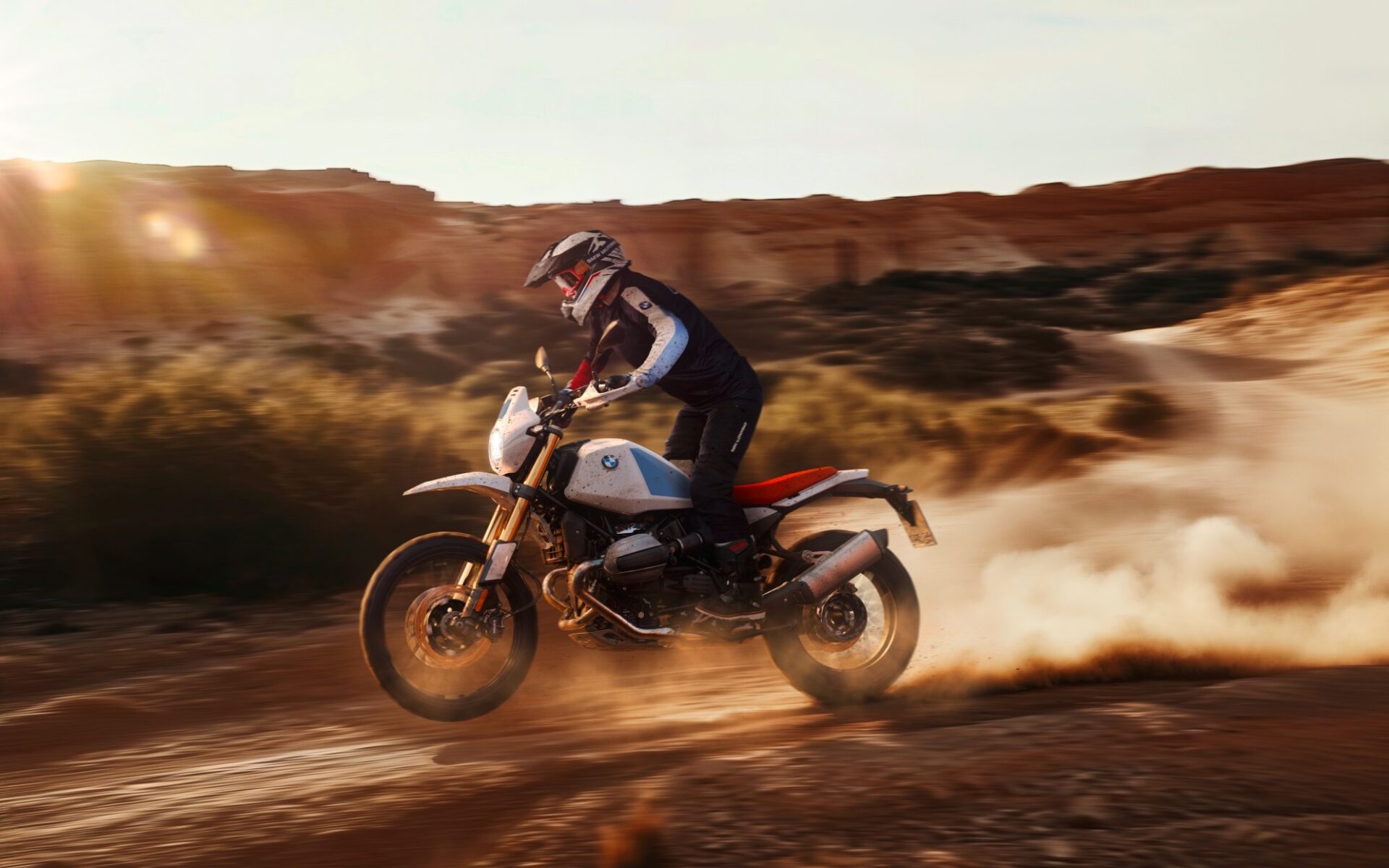 BMW R 12 G/S – klasyczne enduro z kultowym DNA [OPIS, DANE TECHNICZNE, GALERIA ZDJĘĆ]